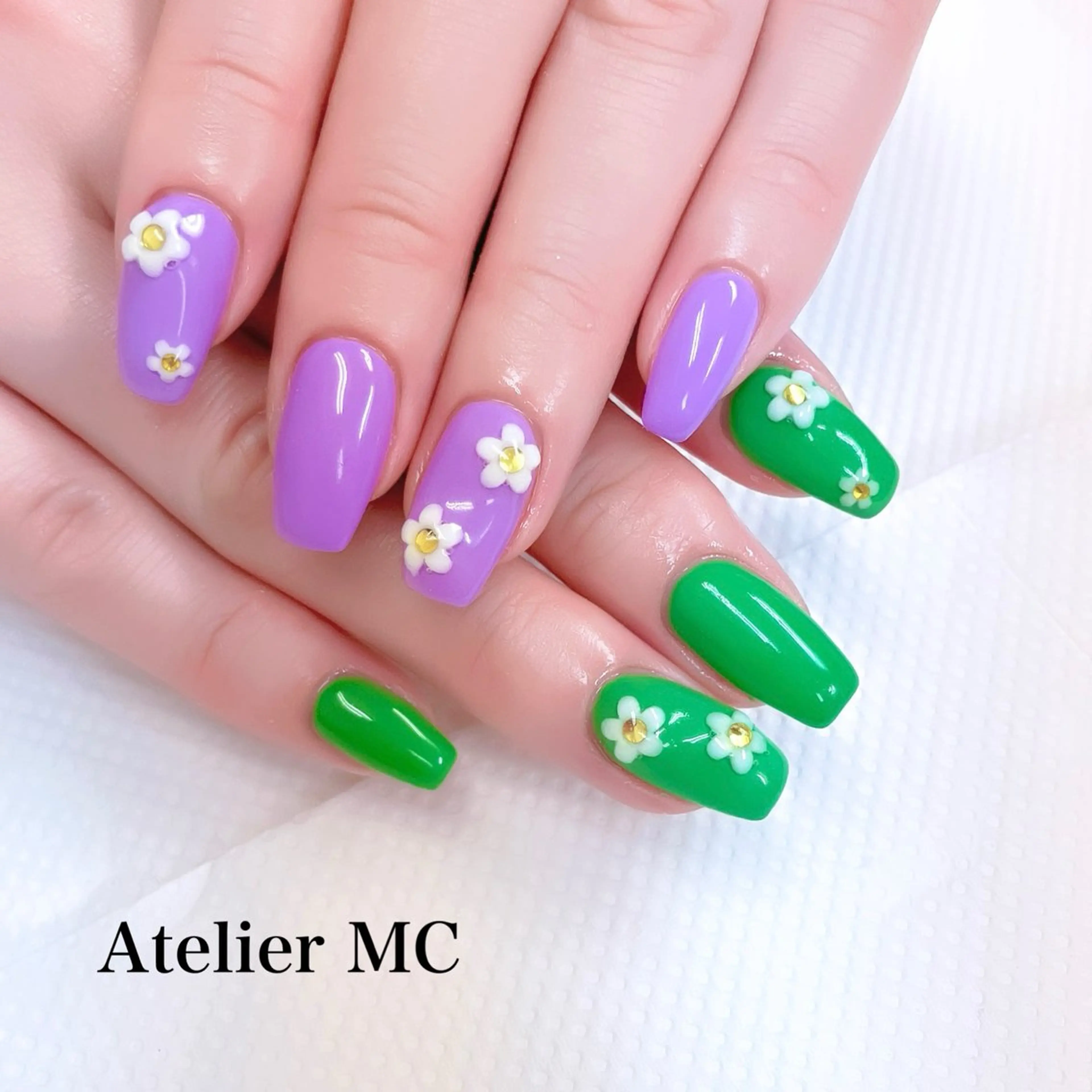 ネイル アートネイル ハンドネイル アトリエ エムシー 【新富町・東銀座】のネイルデザイン