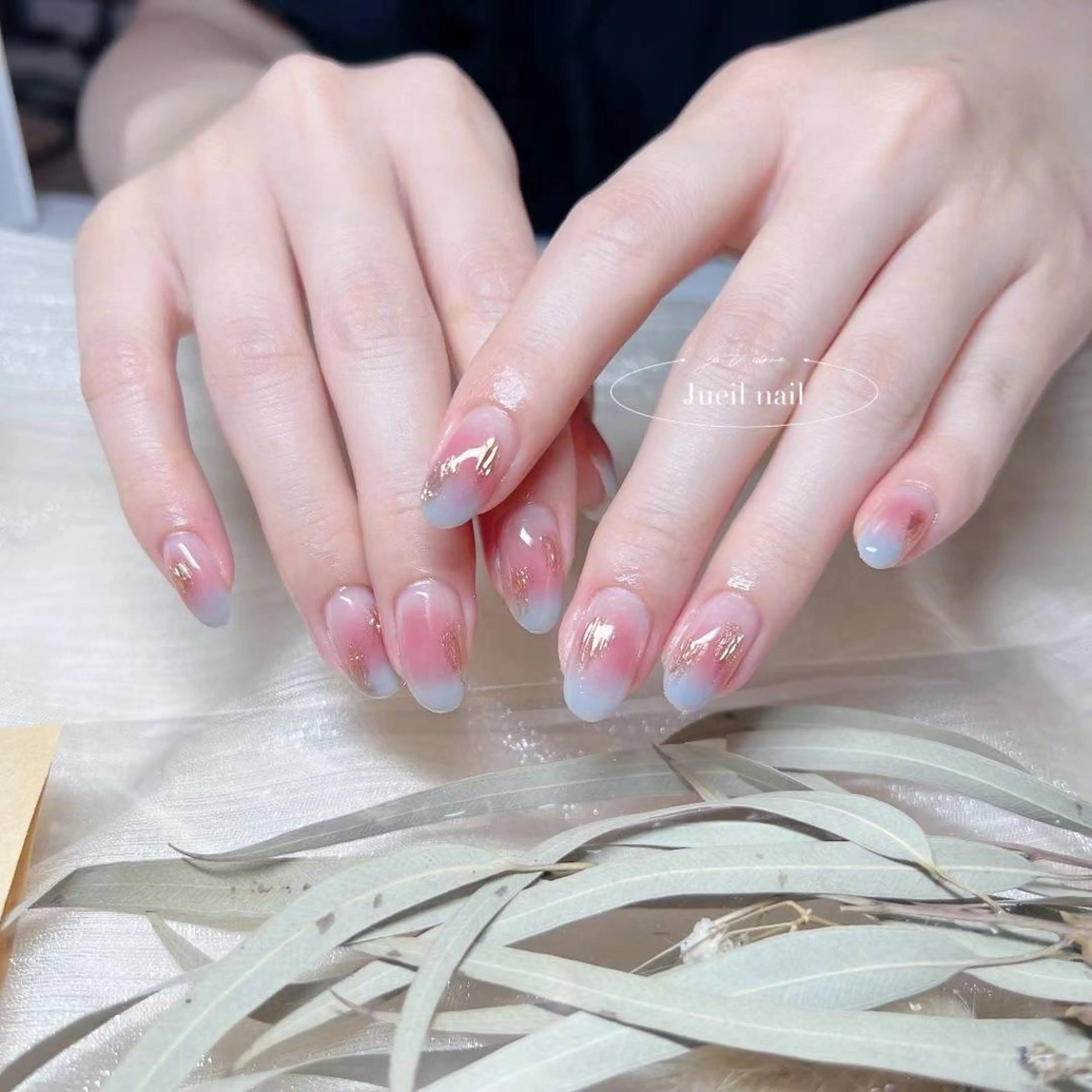 ネイル ハンドネイル KURE ISAKIのネイルデザイン