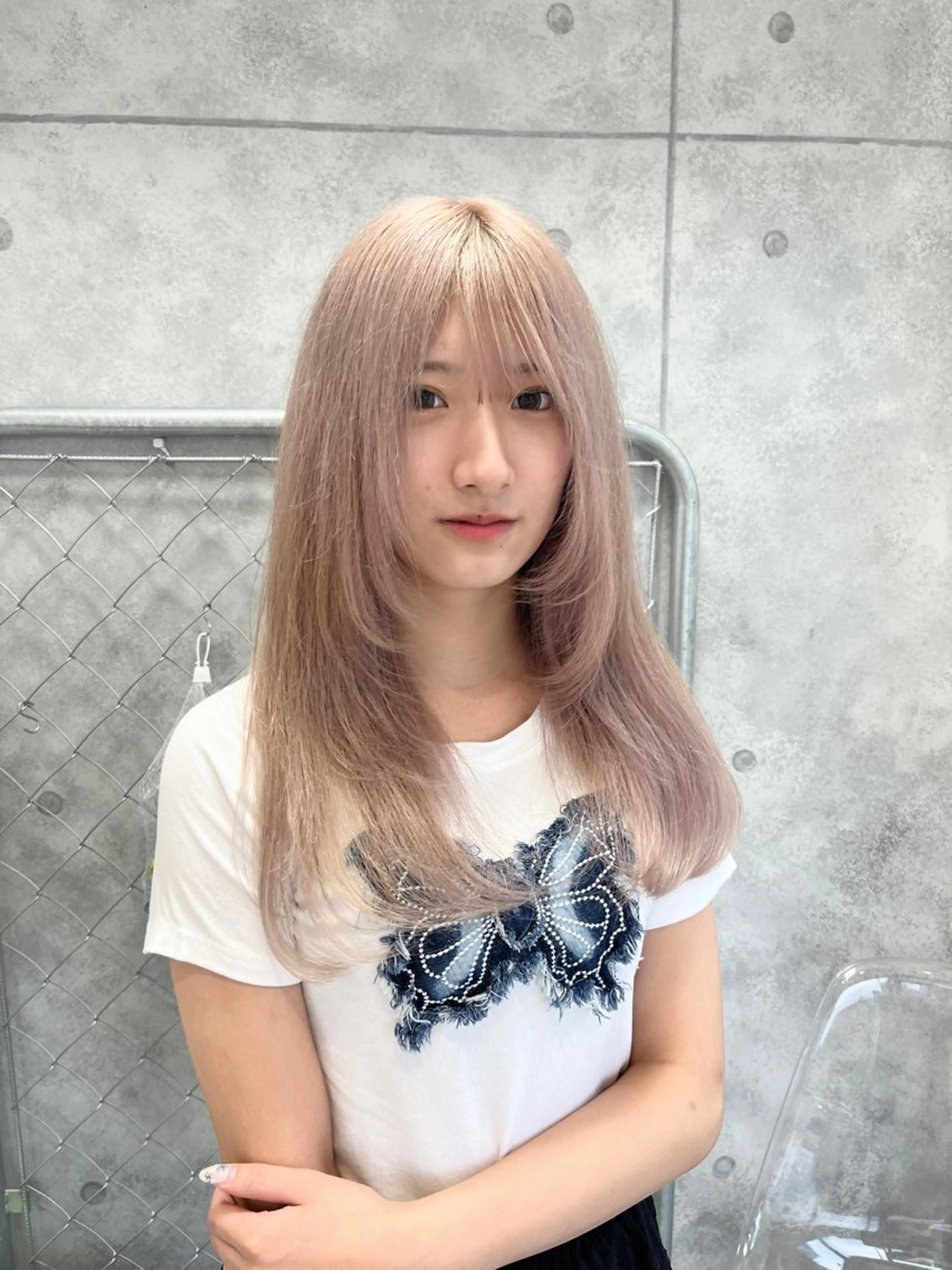 ロング ヘアカラー kanta 梅田 韓国ハイトーンのヘアスタイル