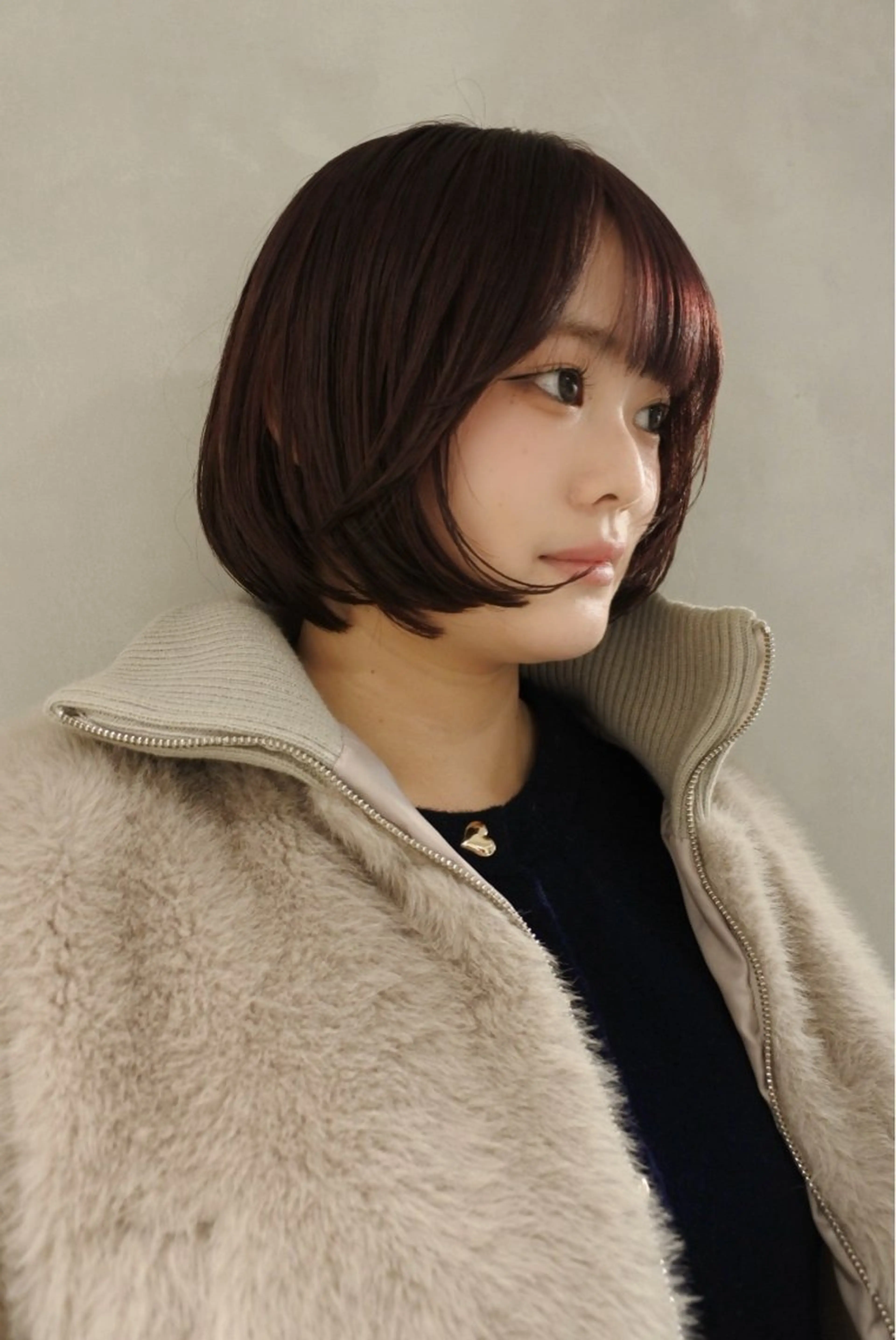 ミディアム カラー ヘアカラー remi ボブレイヤー／パーマのヘアスタイル