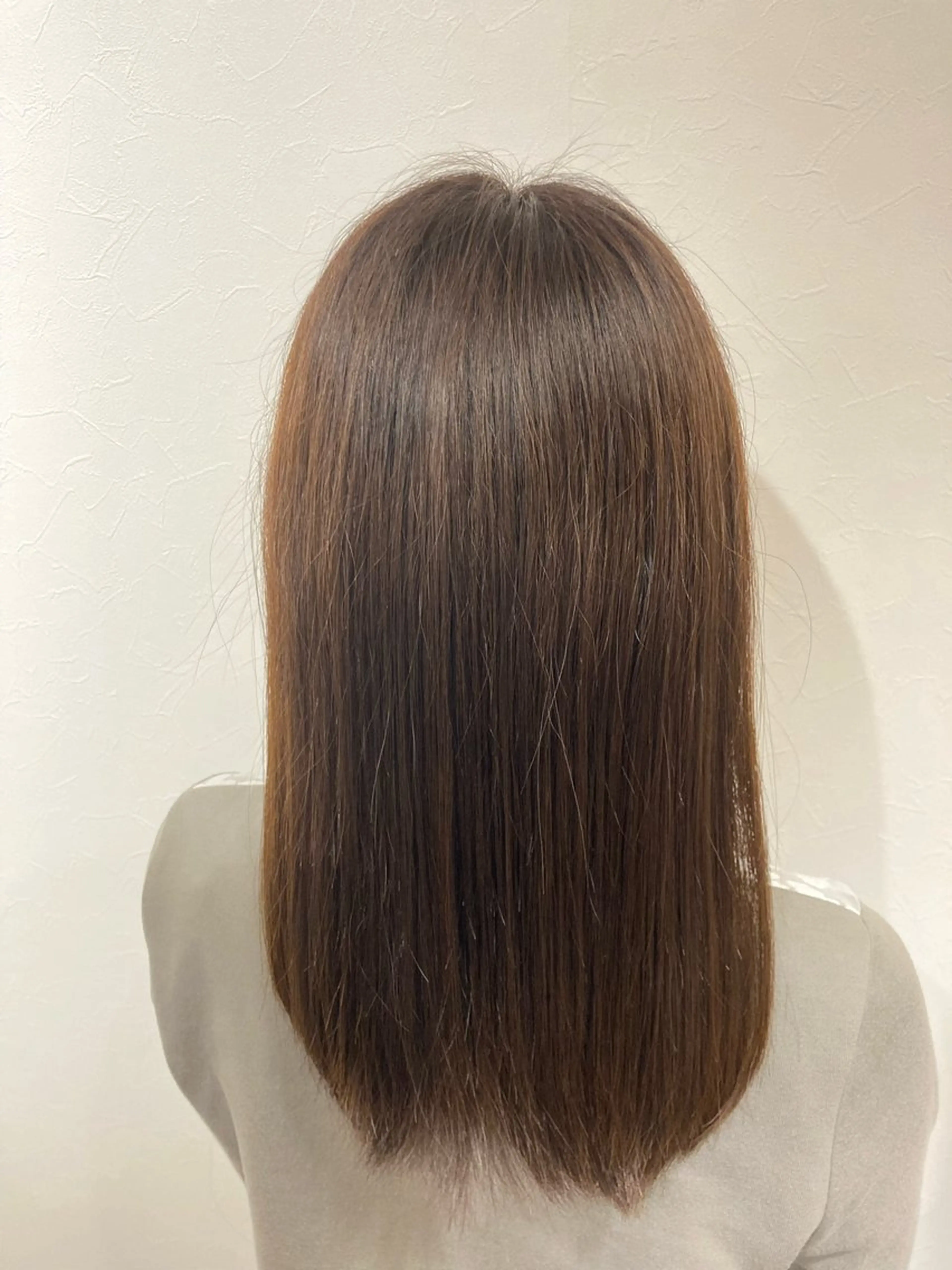 ミディアム カラー ベージュカラー ヘアカラー HUES（ヒューズ）所属・無料カットモデル✂️ 城下竜二のヘアスタイル