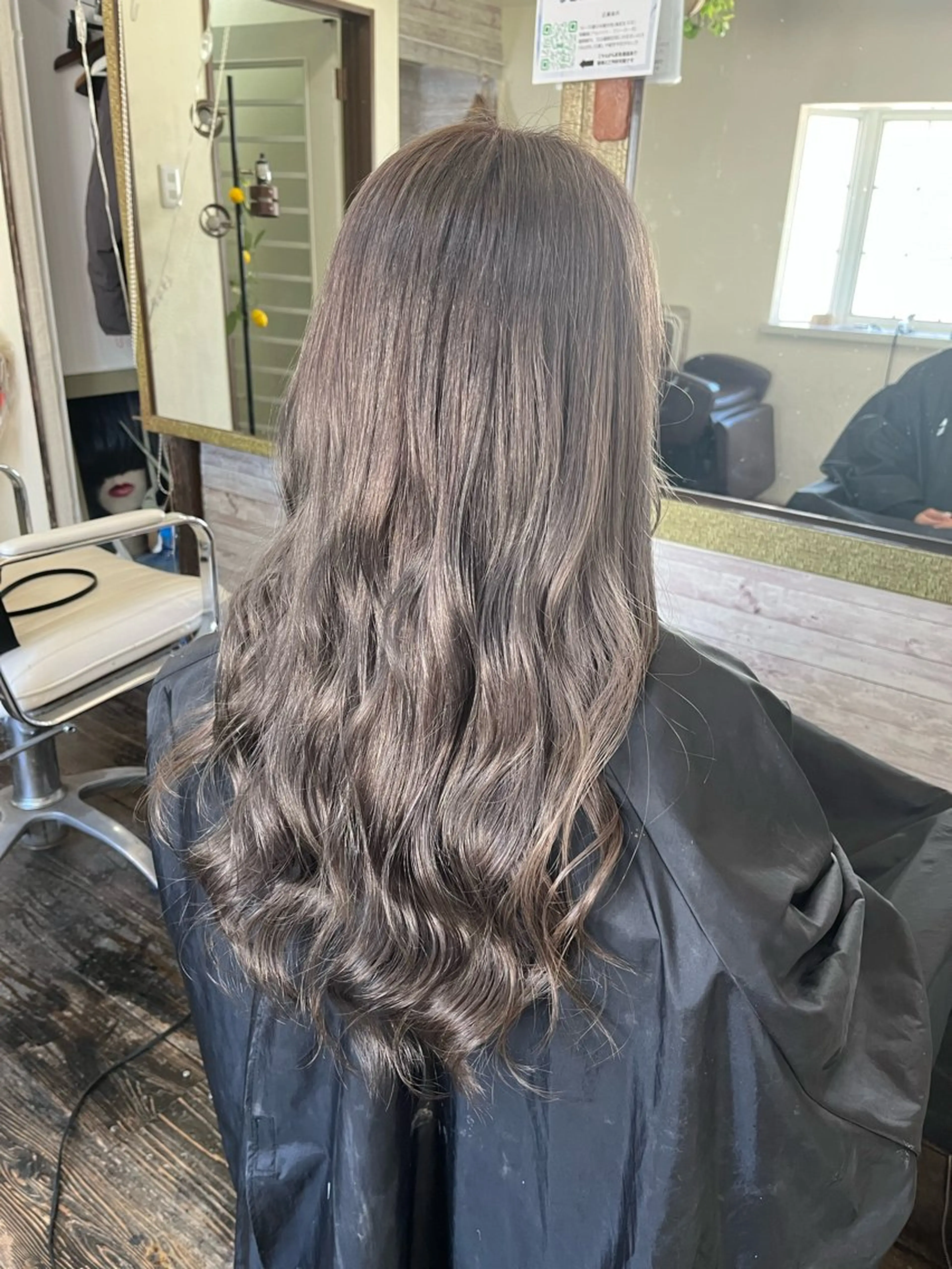 ロング カラー 渡辺 健太のヘアスタイル