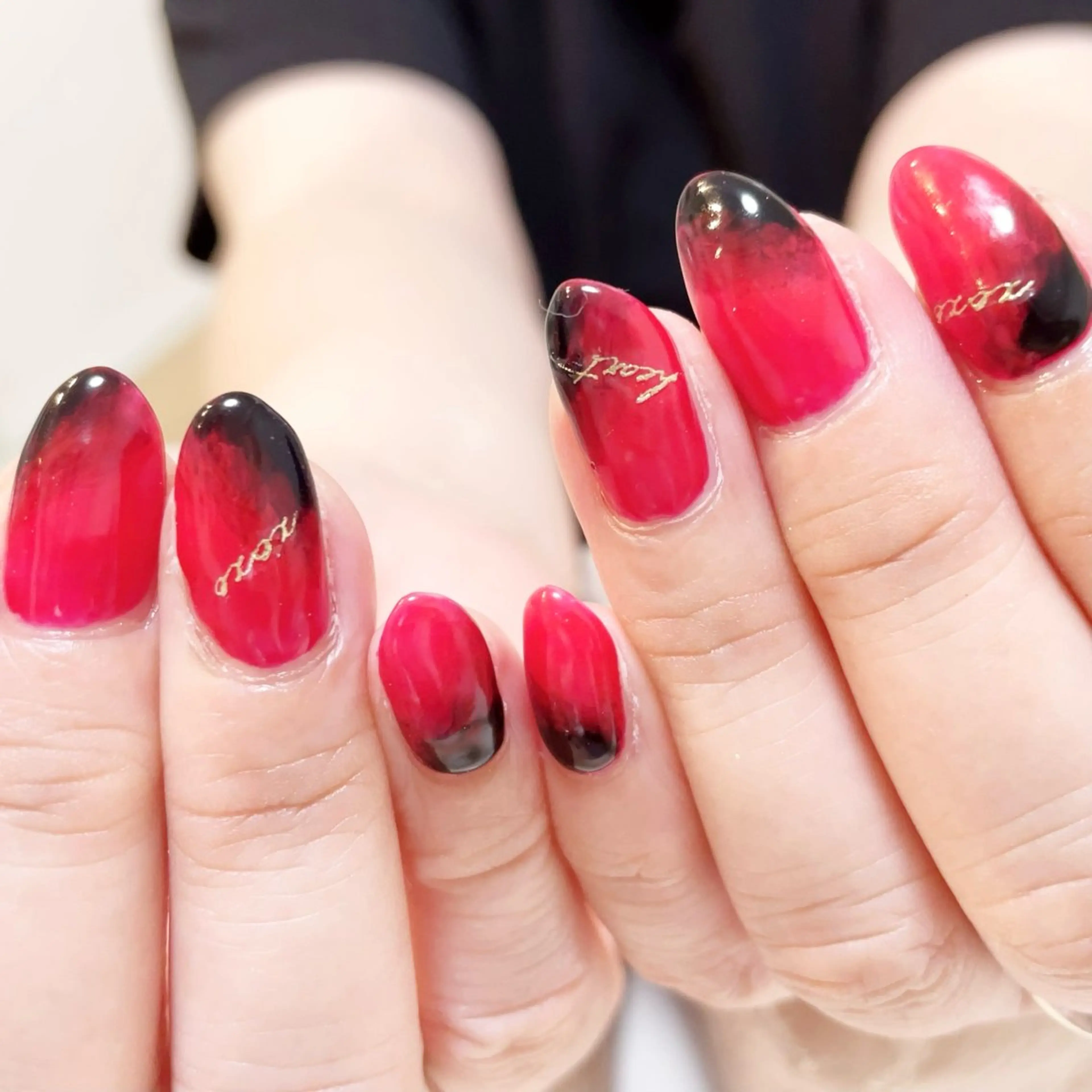 ネイル manis .のネイルデザイン