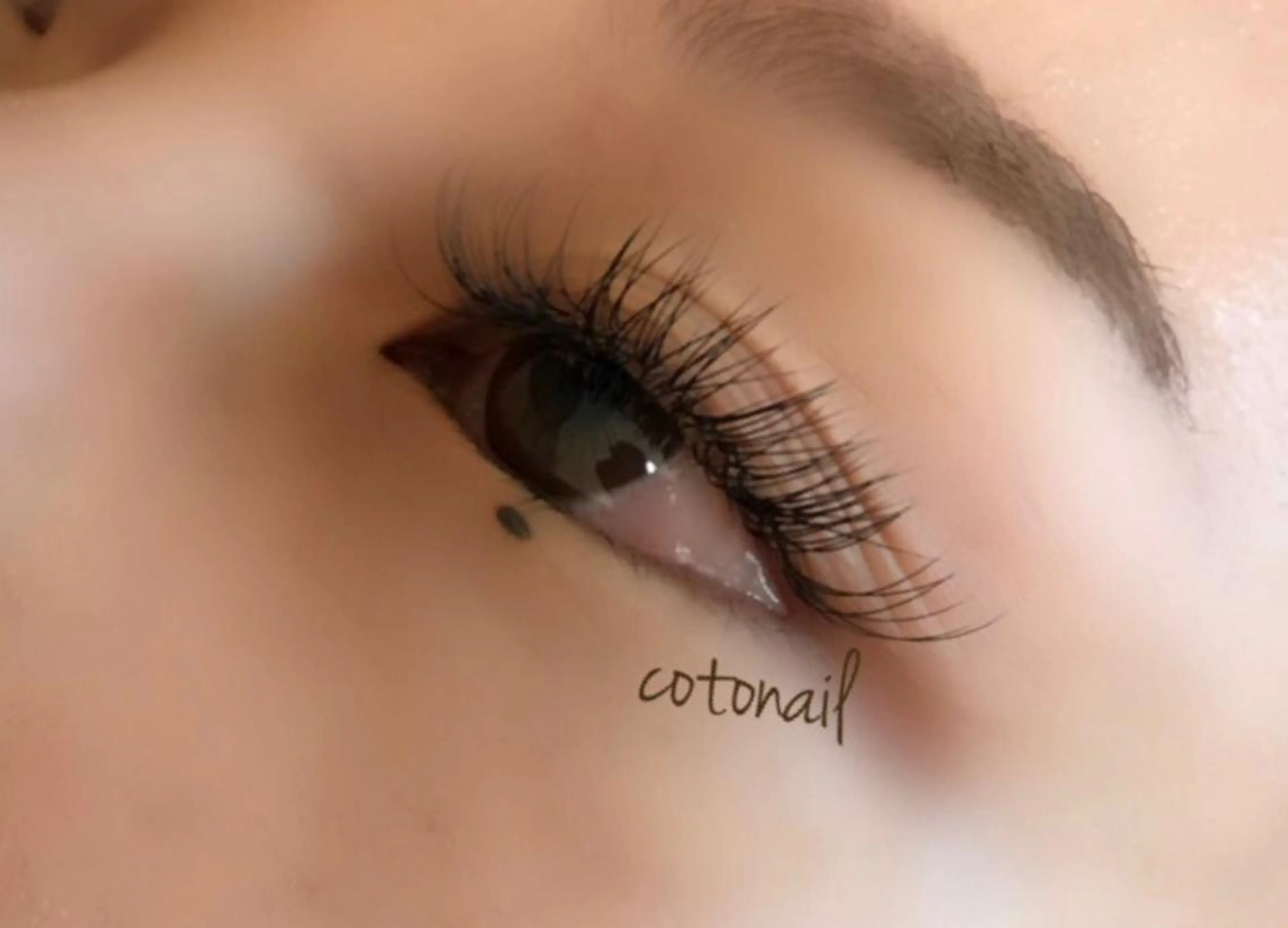 マツエク・マツパ 付け放題 ツメトマツゲ .のネイルデザイン