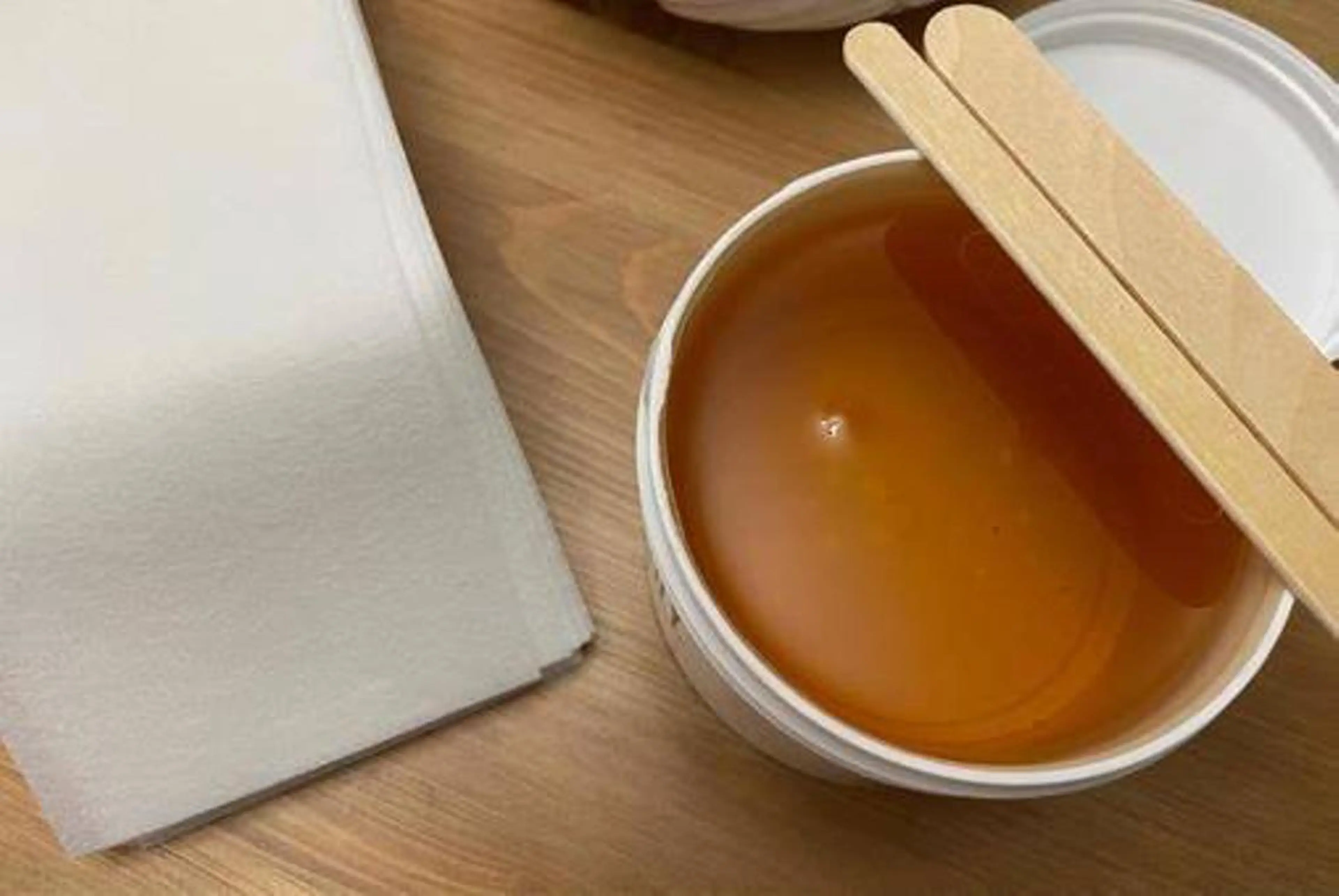 鼻、小鼻ワックス脱毛(保湿パック込み)の写真