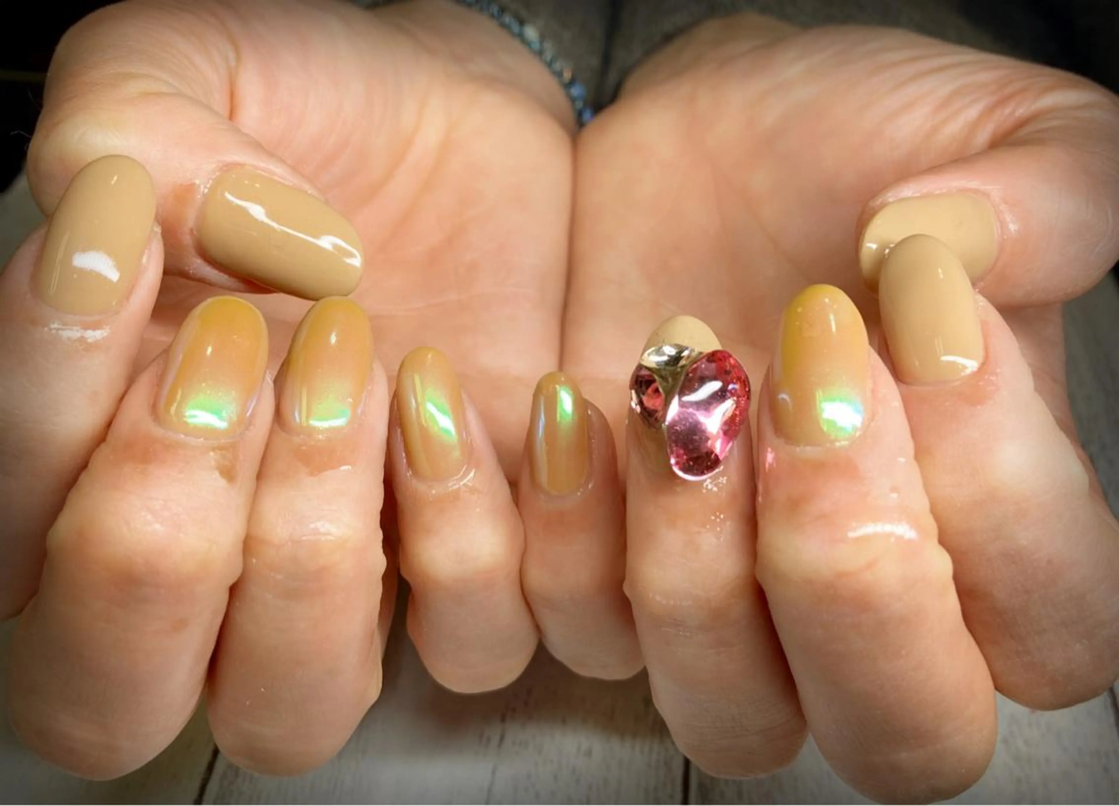 ネイル MARIANAIL マリアネイル所属・川上 真智子のネイルデザイン