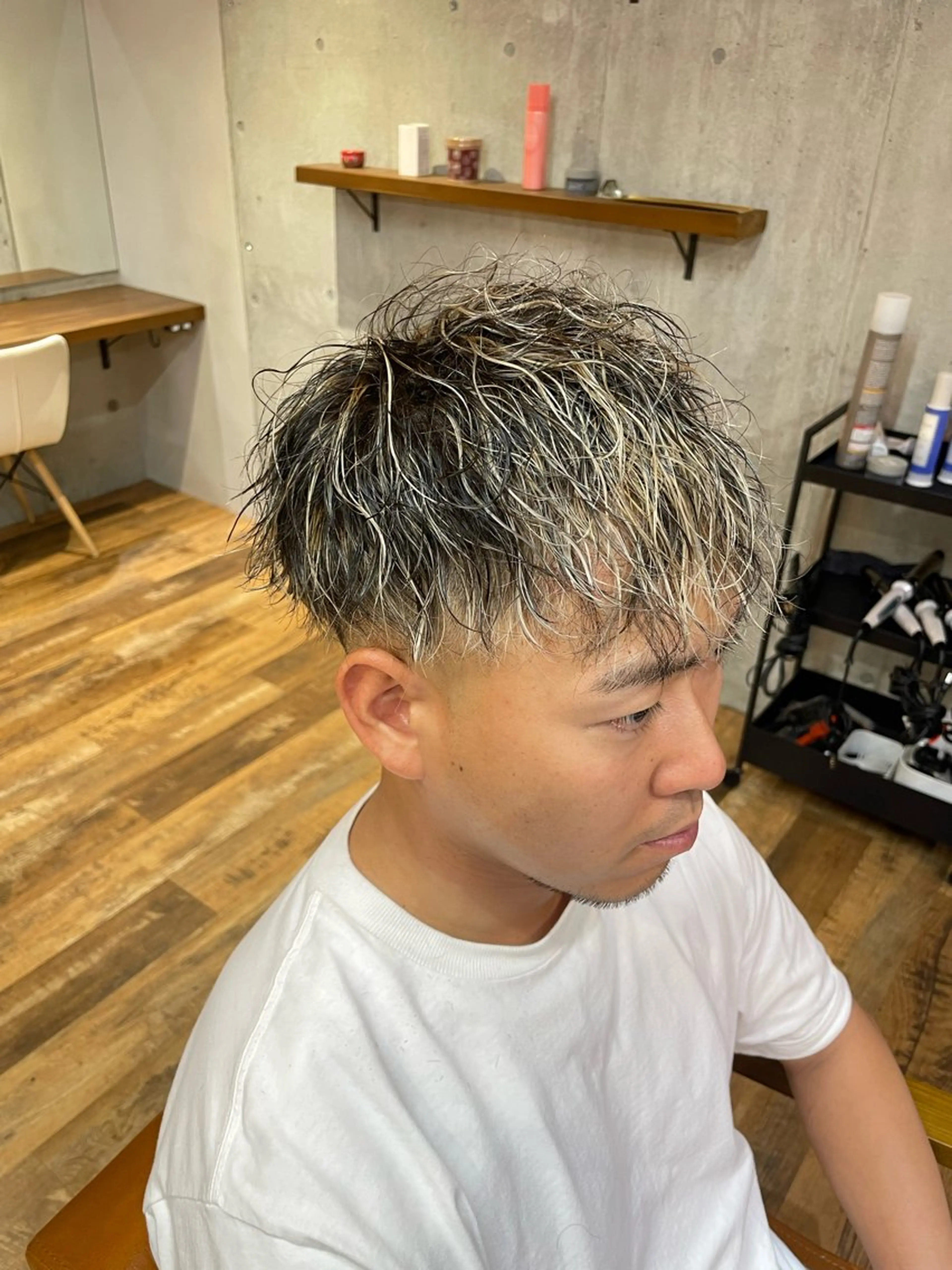 ショート カラー パーマ メンズ カット ヘアカラー トリートメント 🔥メンズ特化パーマ 🦖増田弘明🦖のヘアスタイル