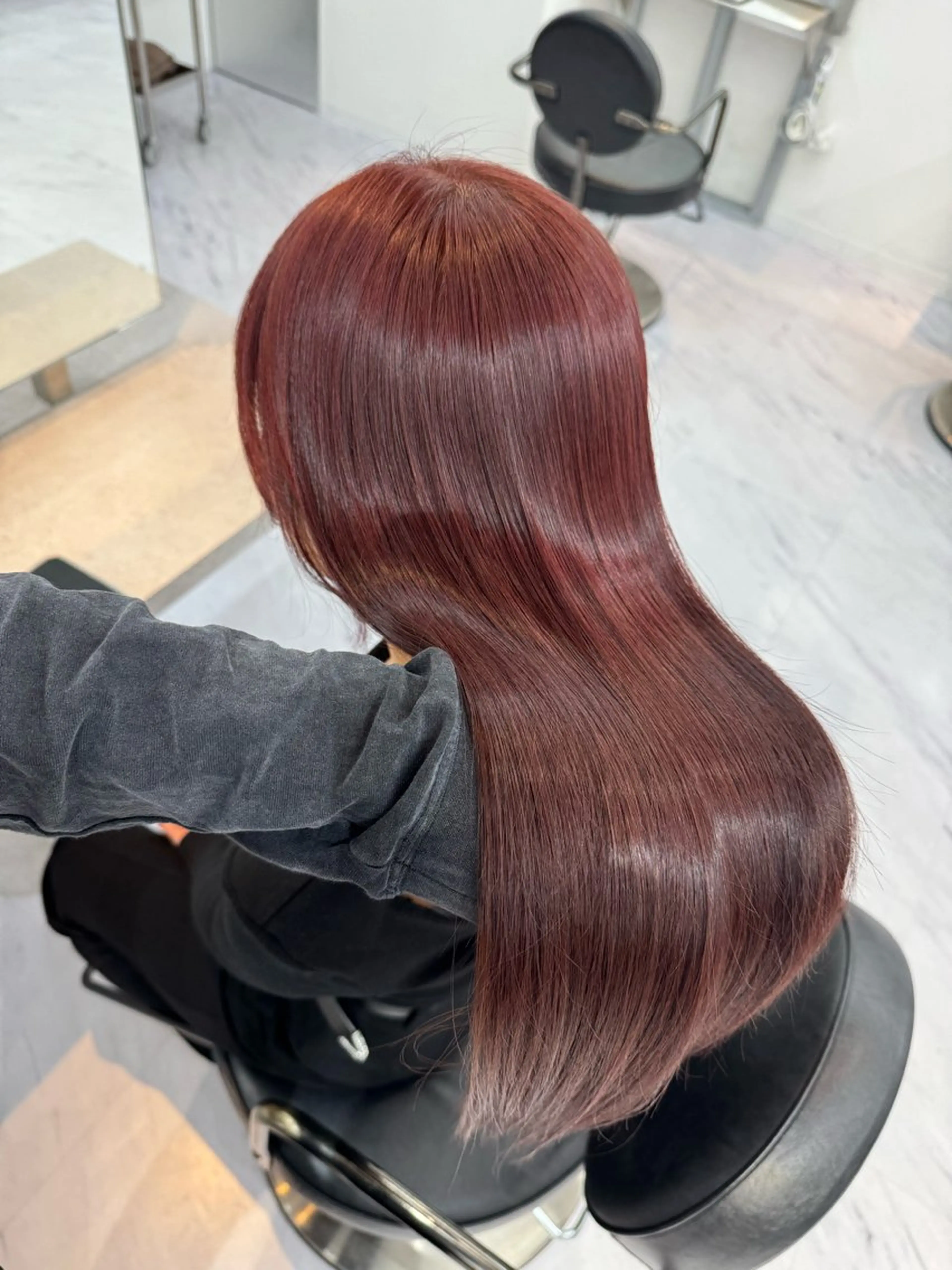 ロング カット ヘアカラー トリートメント ヘアセット Rita/髪質改善 /透明感カラーのヘアスタイル