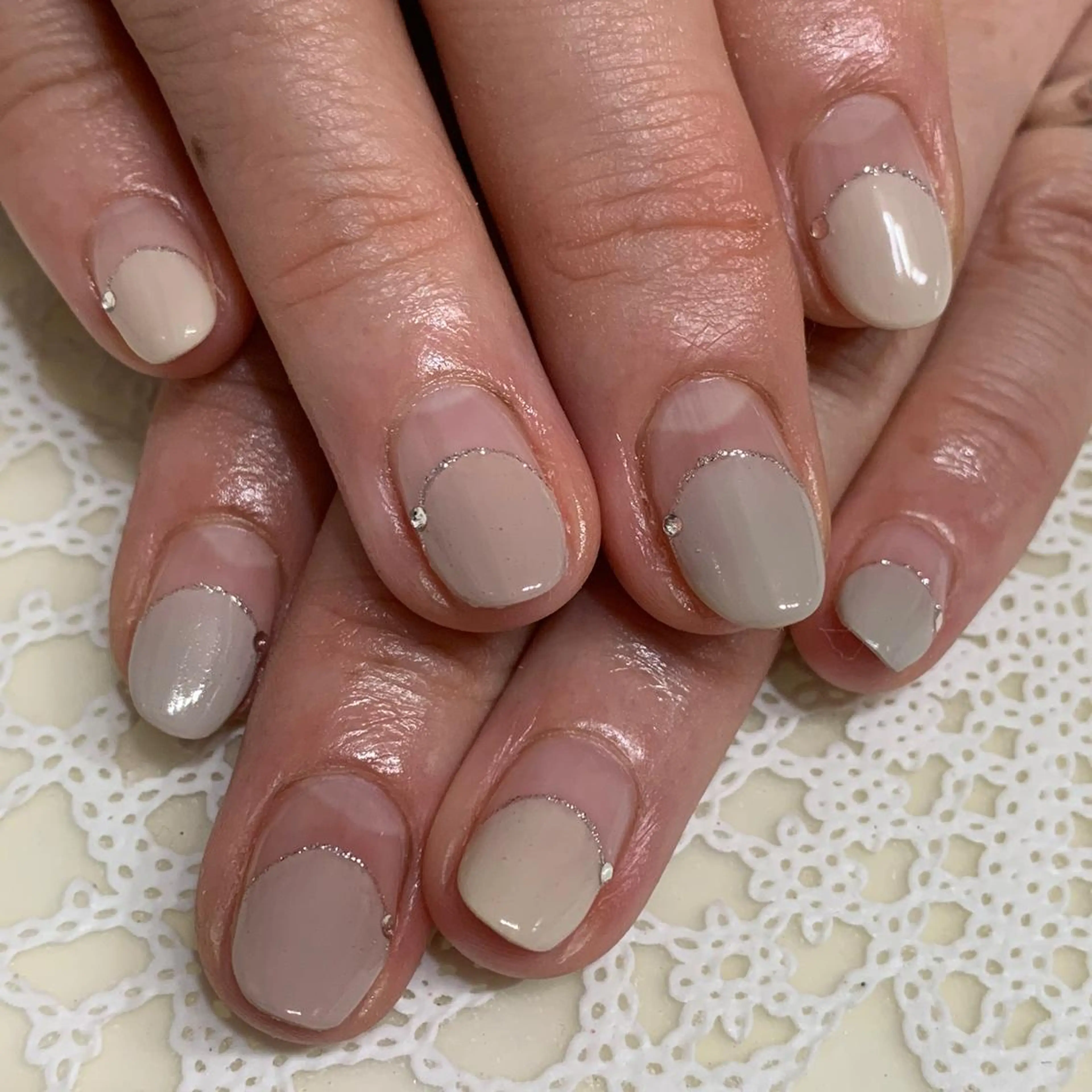 ネイル フレンチネイル ストーンネイル nonaMe 森のネイルデザイン