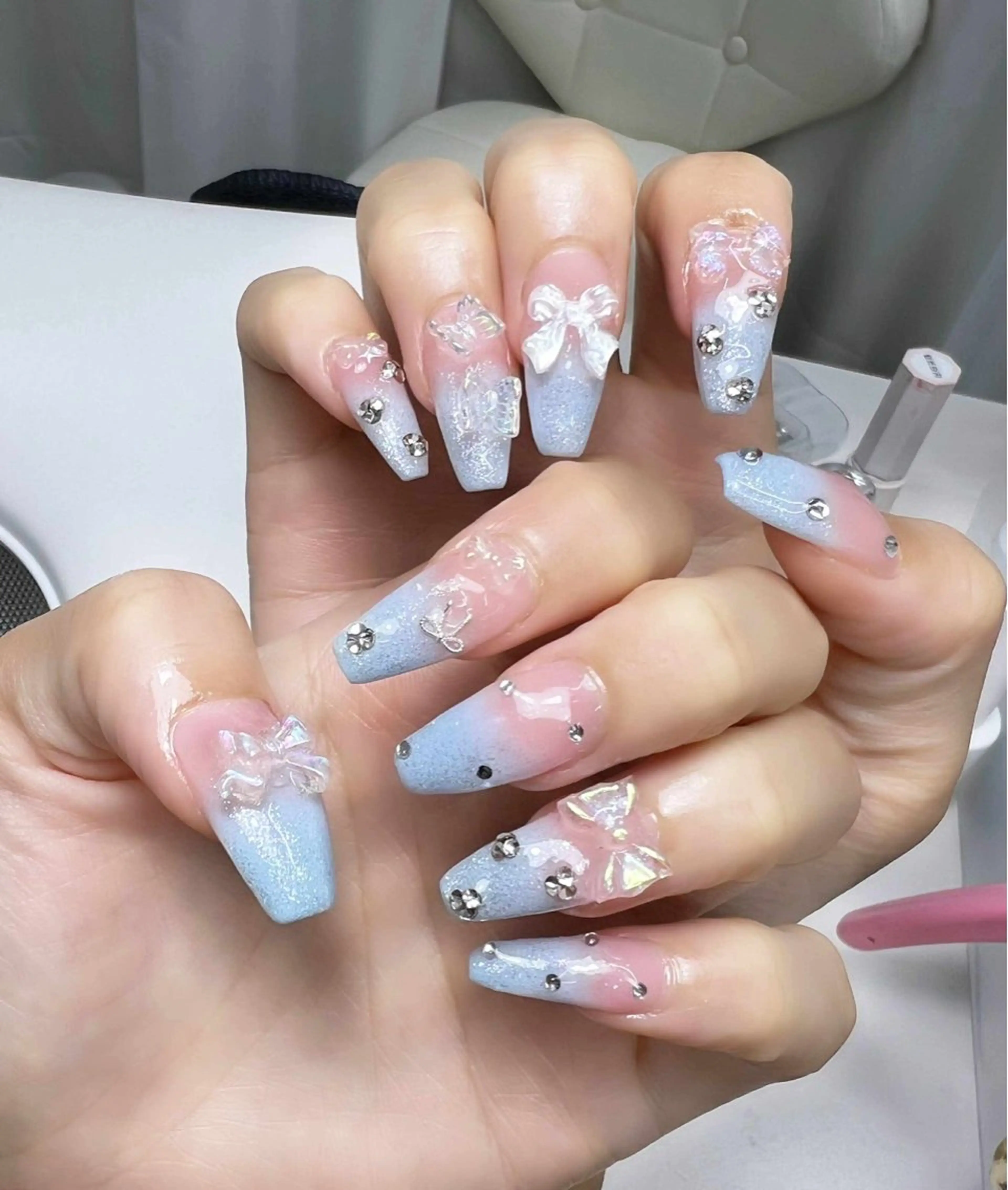 ネイル ハンドネイル ハンドケア Nova Nail Salonのネイルデザイン