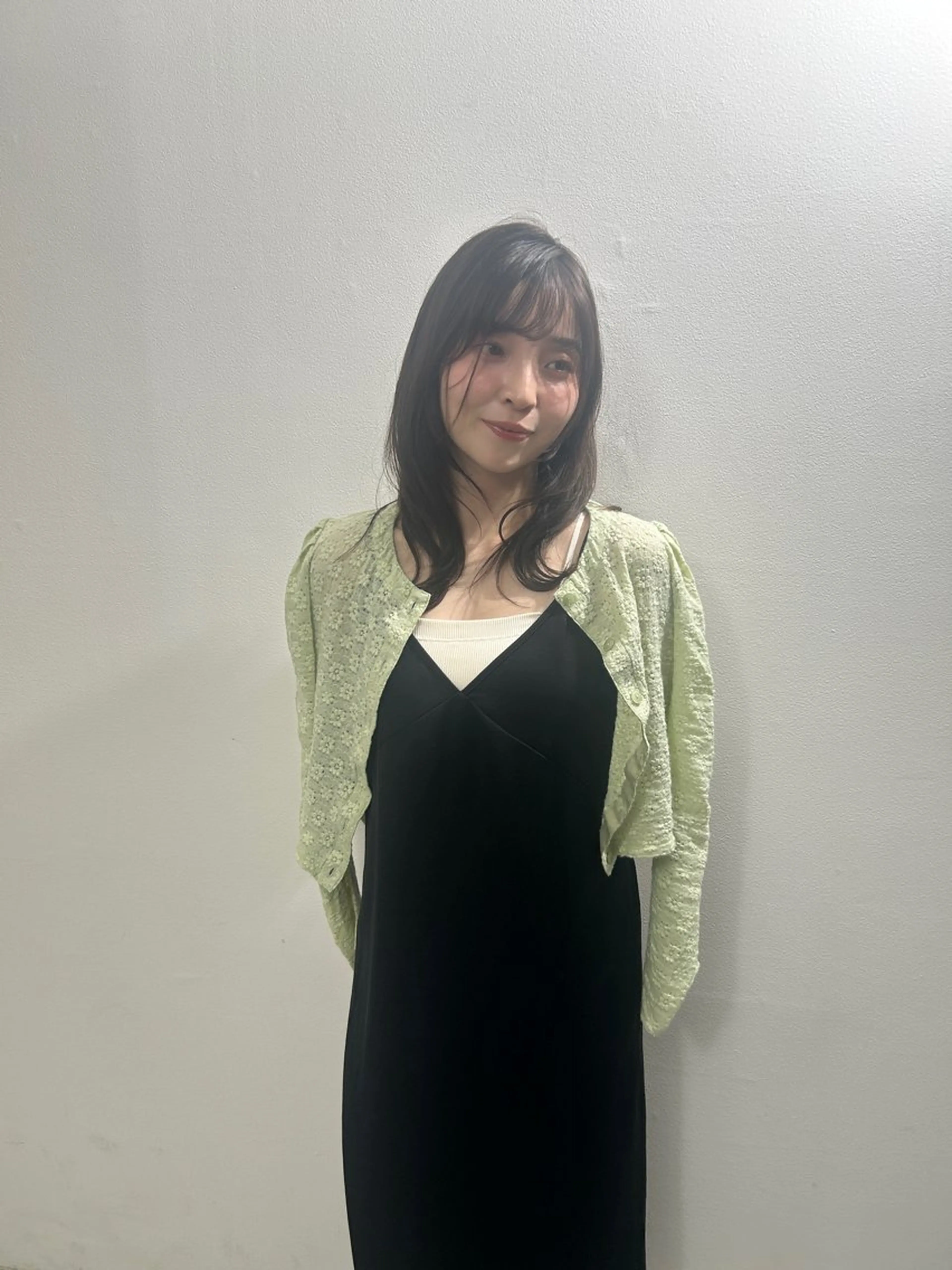 セミロング ヘアアレンジ くびれヘア ヘアカラー MOLLAsalon 高石店所属・艶髪✨️スパ🫧 荒谷千夏のヘアスタイル