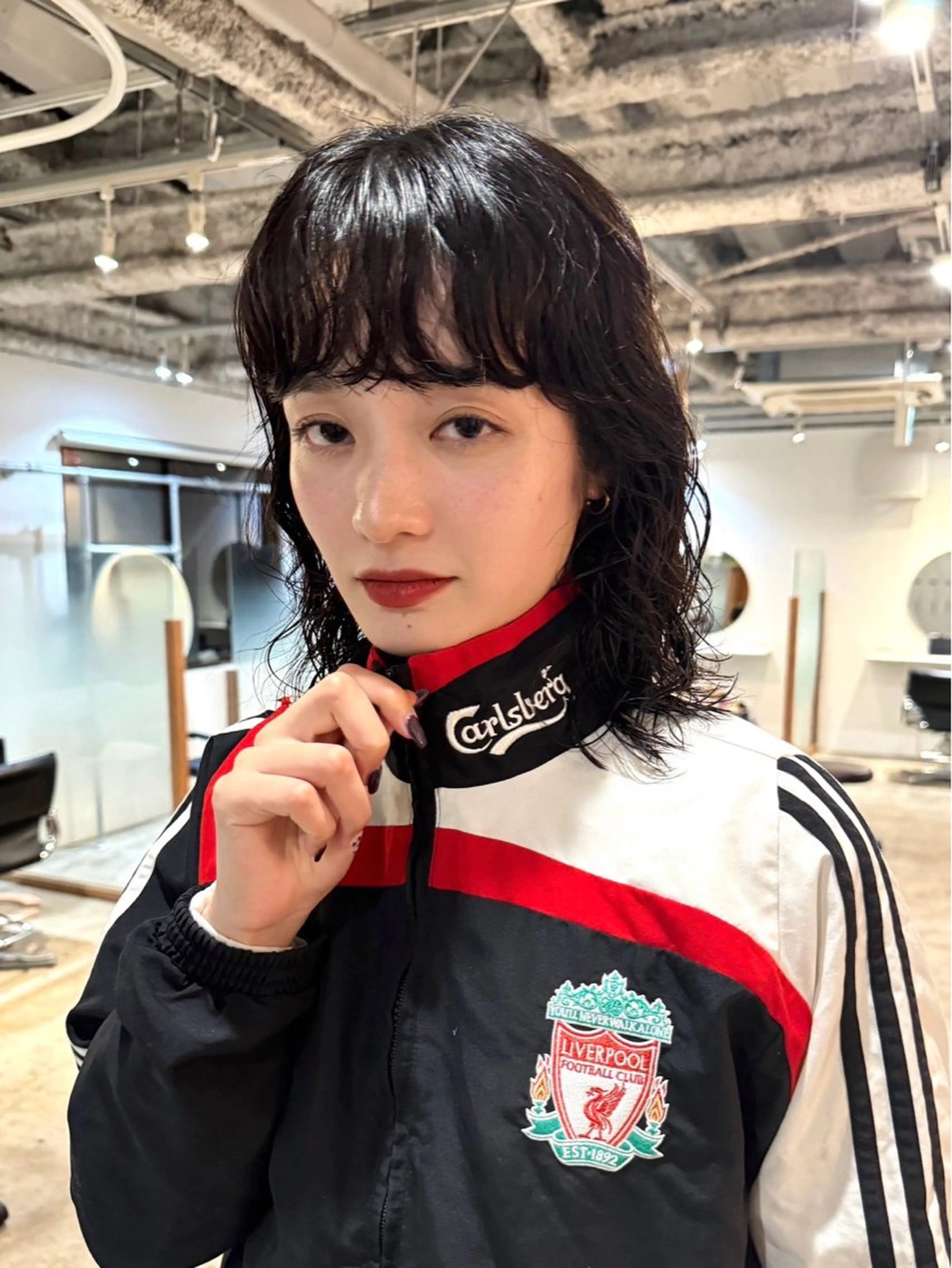 ミディアム カラー パーマ ミディアムパーマ アッシュ バレイヤージュ ベージュカラー ブリーチ カット ヘアカラー 縮毛矯正 CEINE loqのヘアスタイル