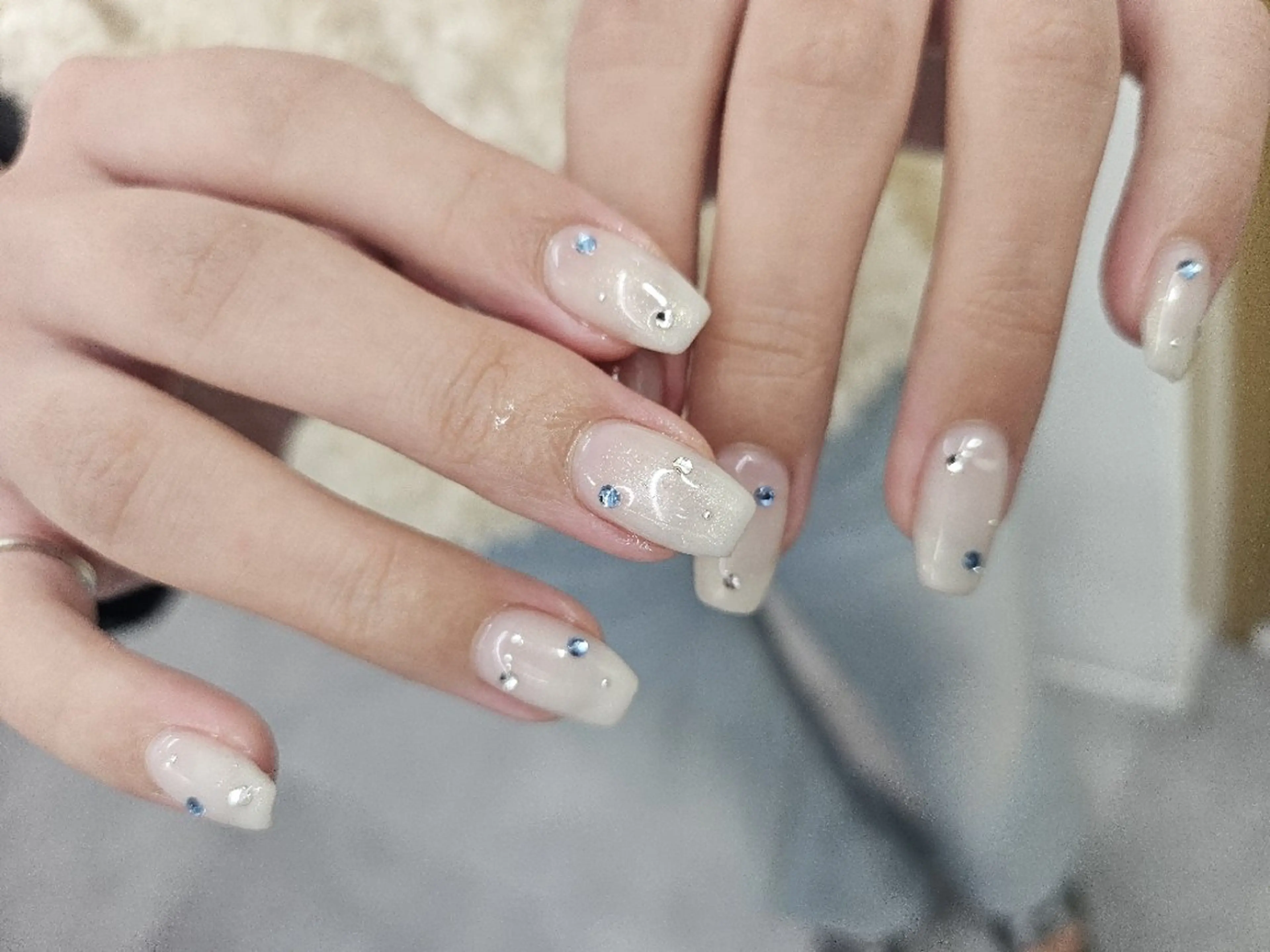 ネイル アートネイル ジェルネイル グラデーション オフィスネイル パラジェル ハンドネイル puku nail 🌼kazu🌼のネイルデザイン