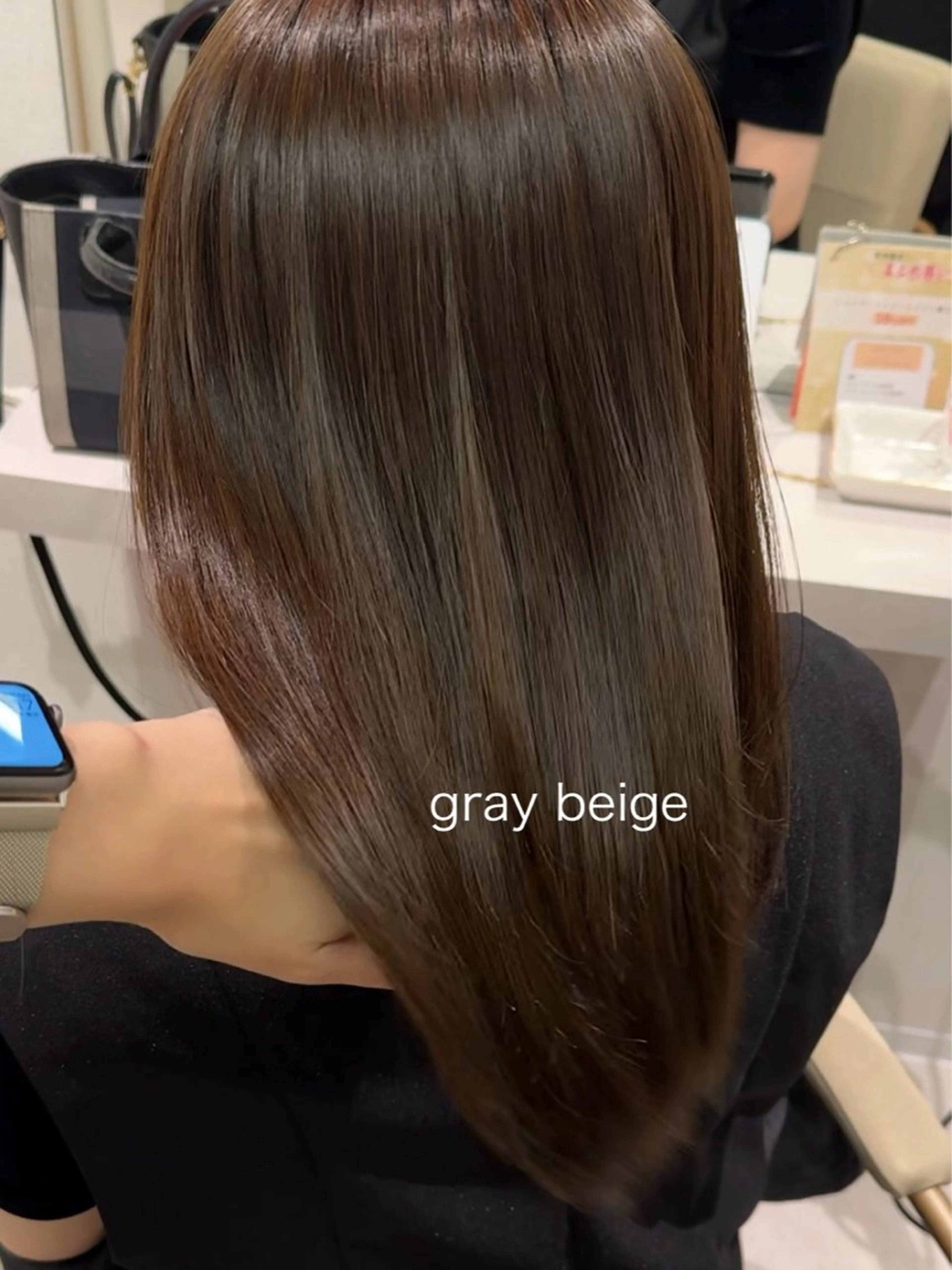 カラー layer bob / 透明感カラーのヘアスタイル