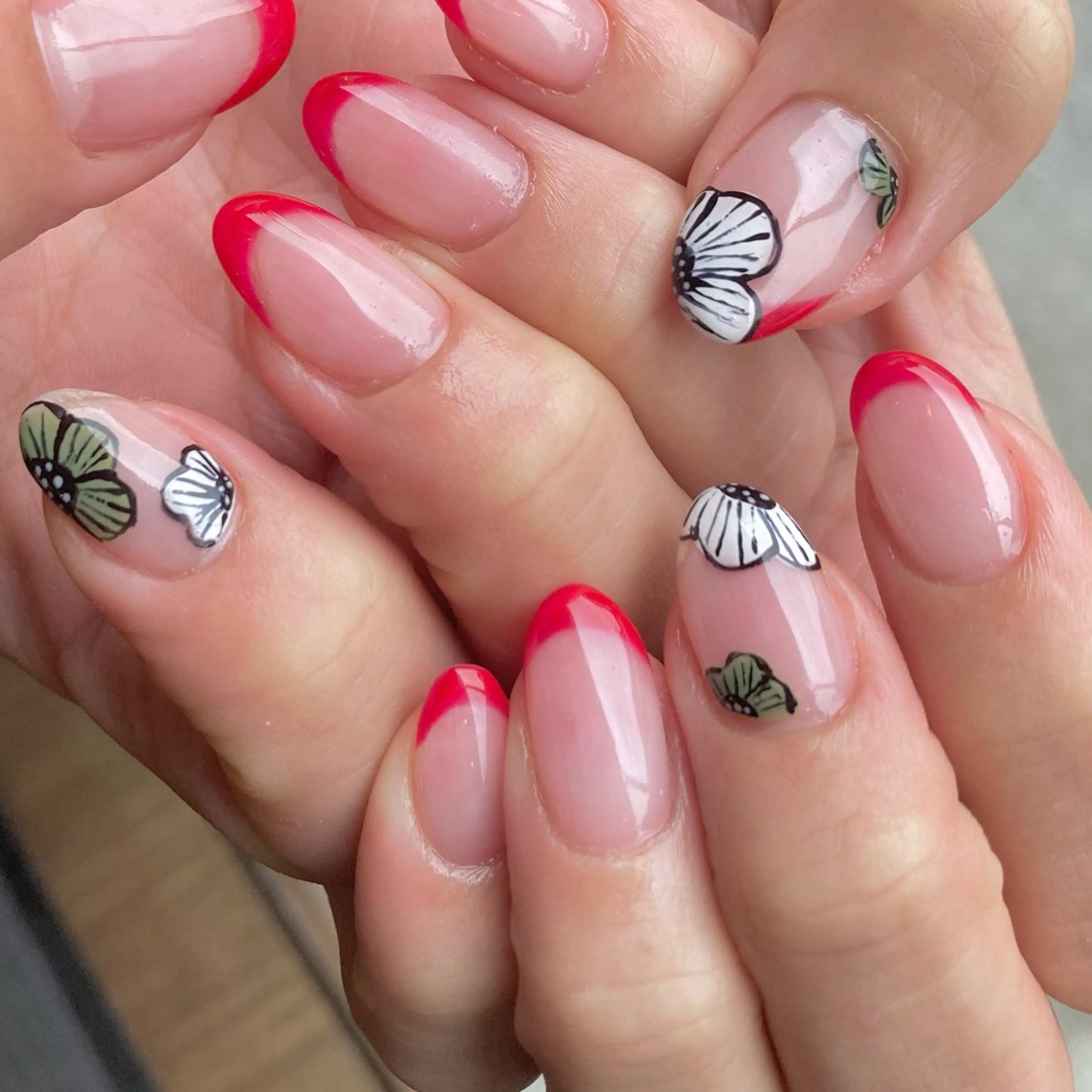 ネイル アートネイル 持ち込み RicottEYELASH&NAIL所属・下城 葵のエステ・リラクイメージ