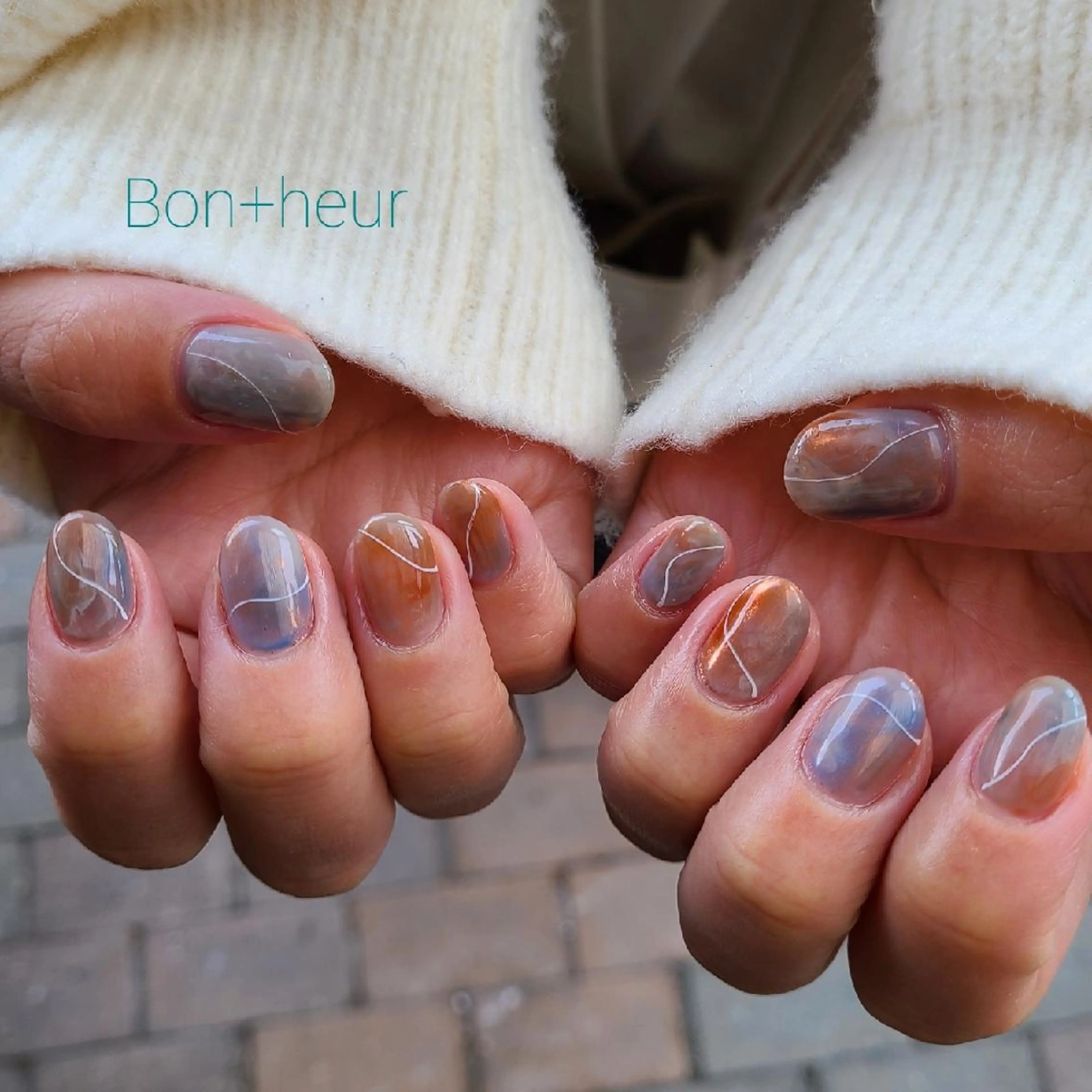 ネイル ジェルネイル ミラーネイル ニュアンスネイル オフィスネイル ワンカラーネイル 宮口 紗子のネイルデザイン