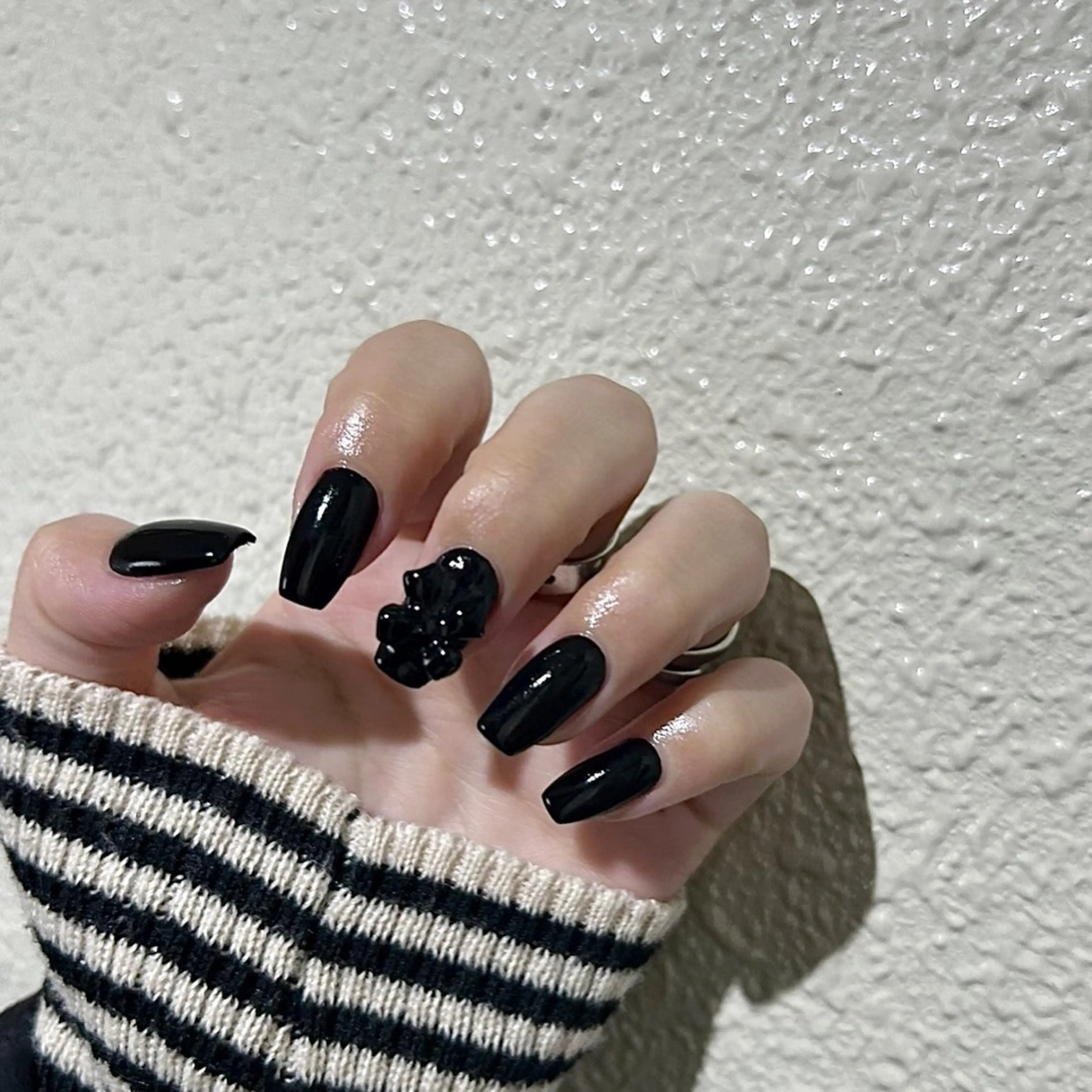 ネイル リボン ハンドネイル パラあり！フィルイン 推しネイル大歓迎！のネイルデザイン