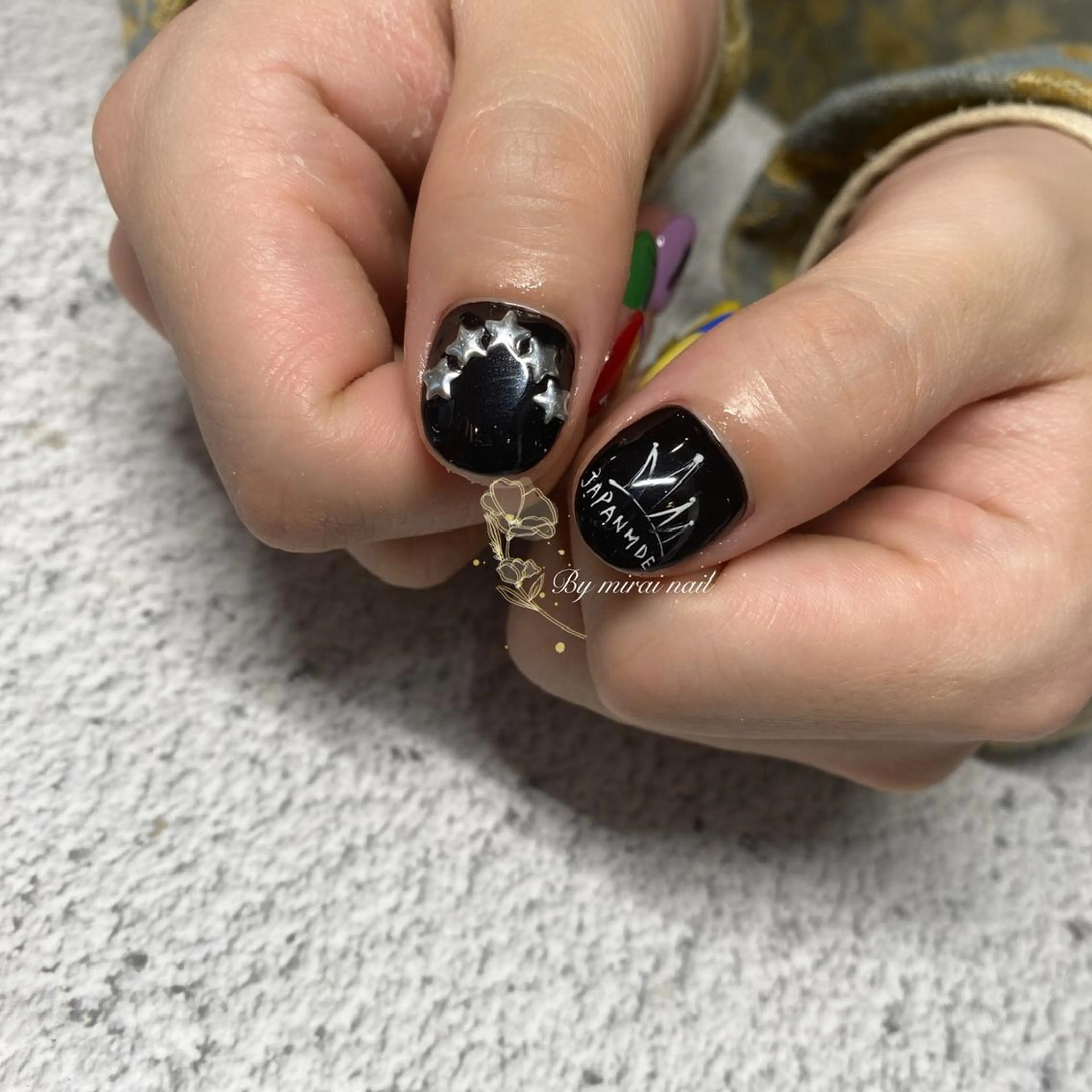 ネイル ネイルサロン 9Carats神田のネイルデザイン