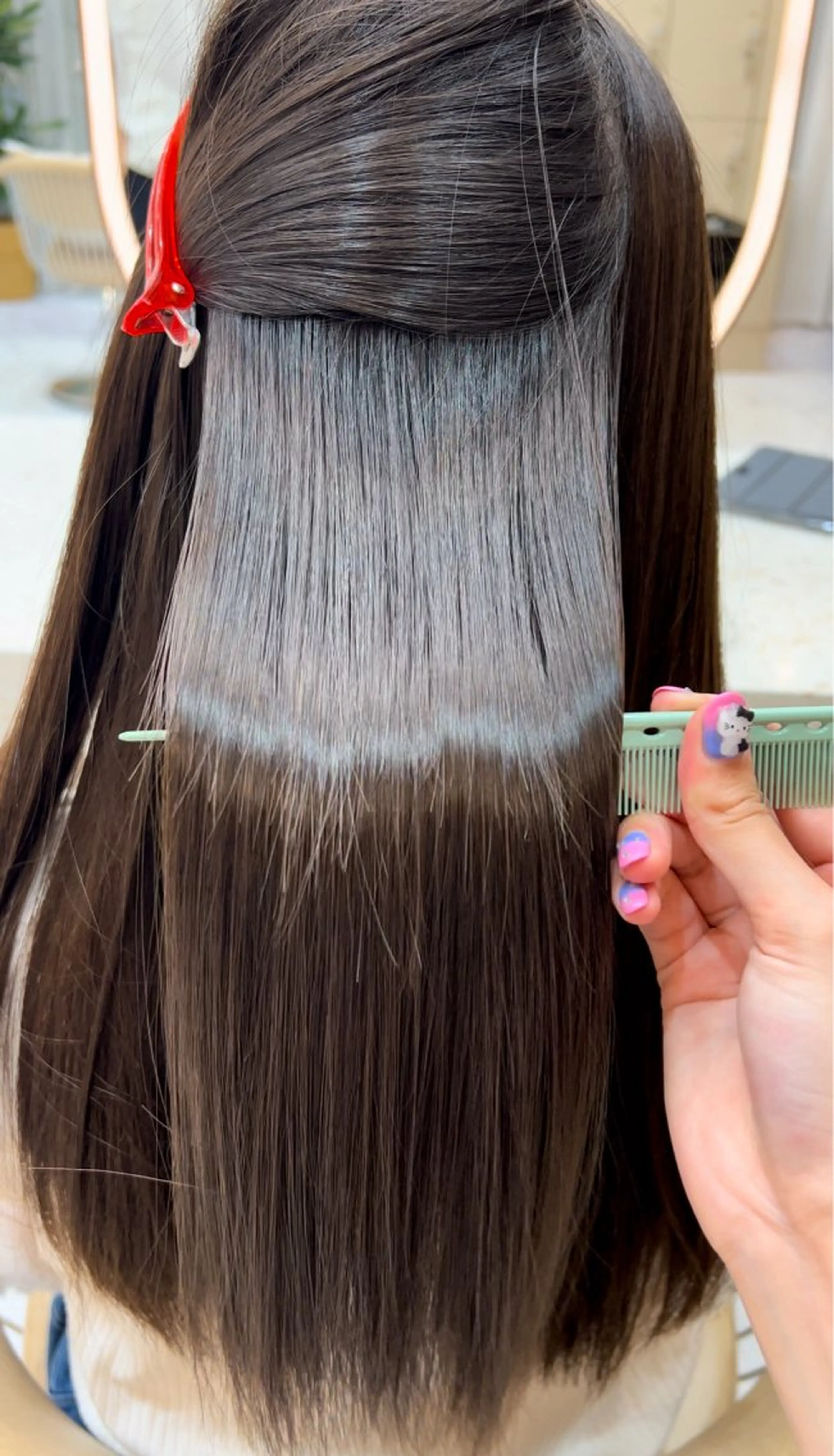 ロング 縮毛矯正 髪質改善/透明感カラ ー/みほのヘアスタイル