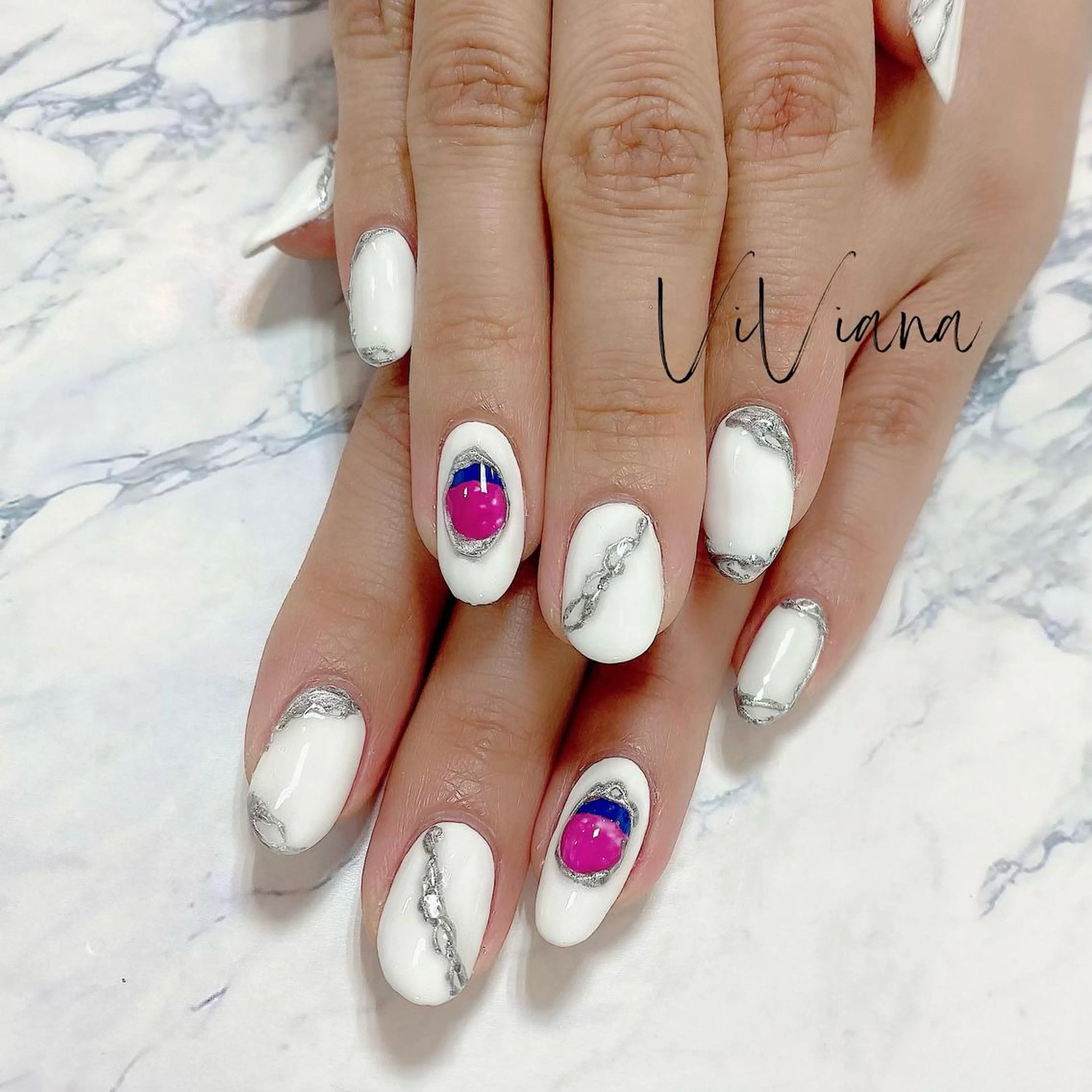 ネイル ハンドネイル ViViana ｳﾞｨｳﾞｨｱﾅのネイルデザイン