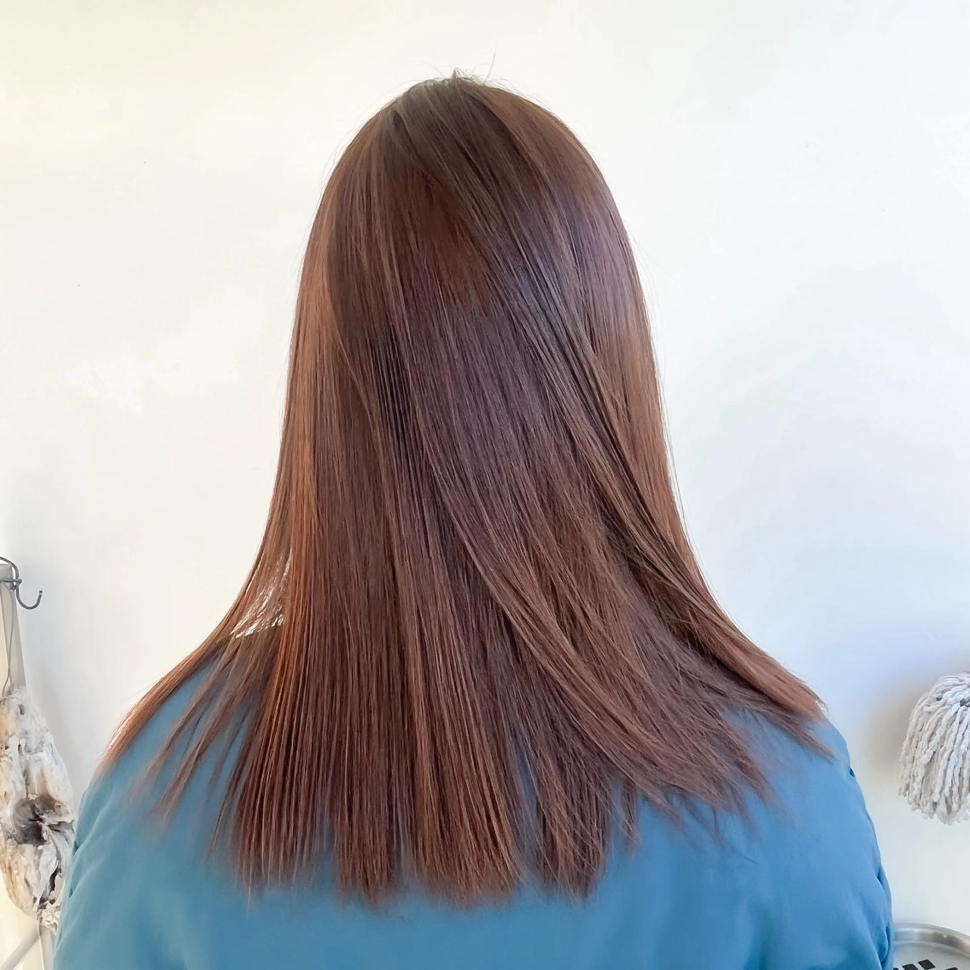 セミロング カラー 艶カラー🫧 猿渡 響のヘアスタイル