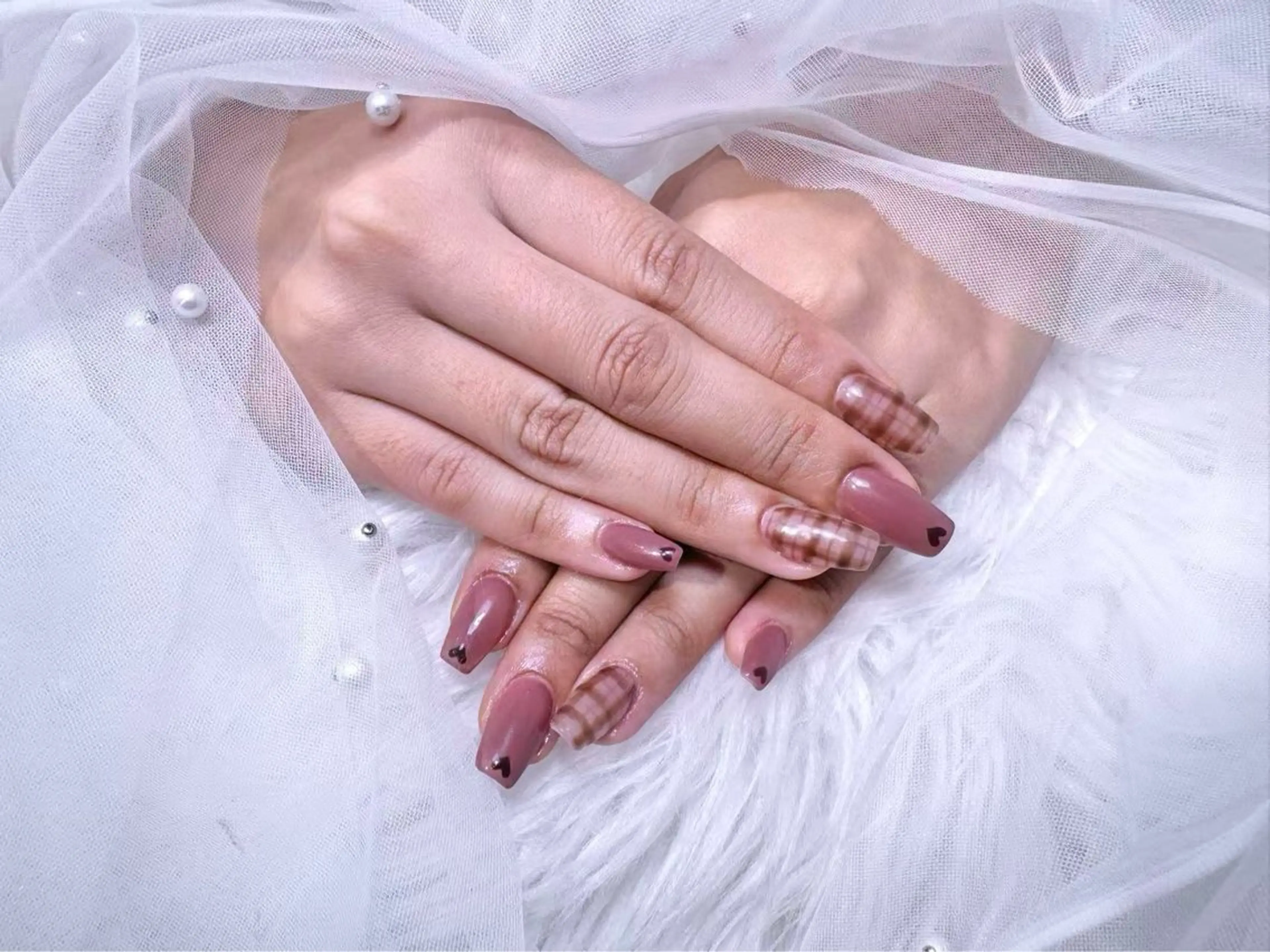 ネイル ハンドネイル 🌈 Laule'aのネイルデザイン