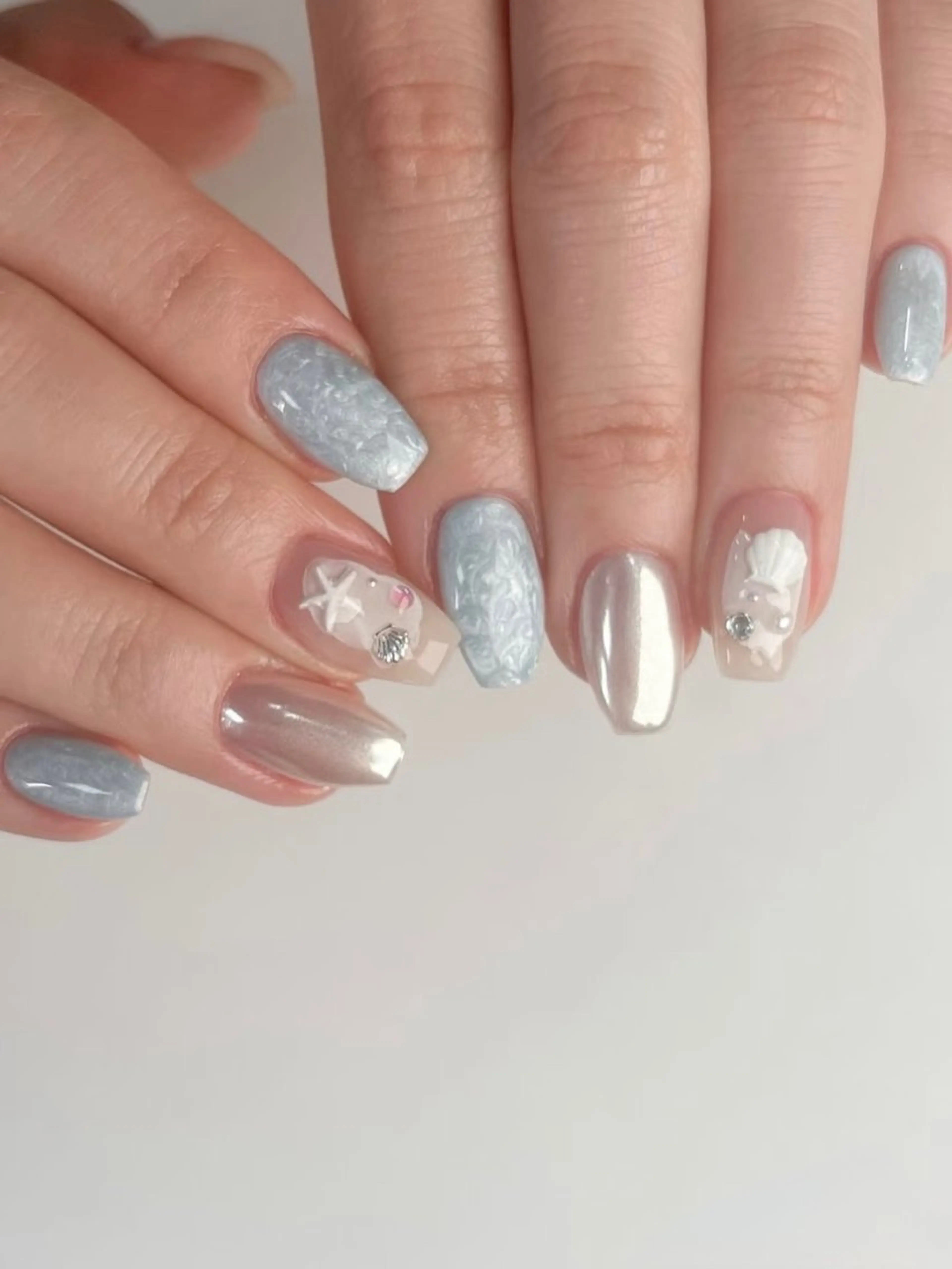 ネイル 穎 アオリのネイルデザイン