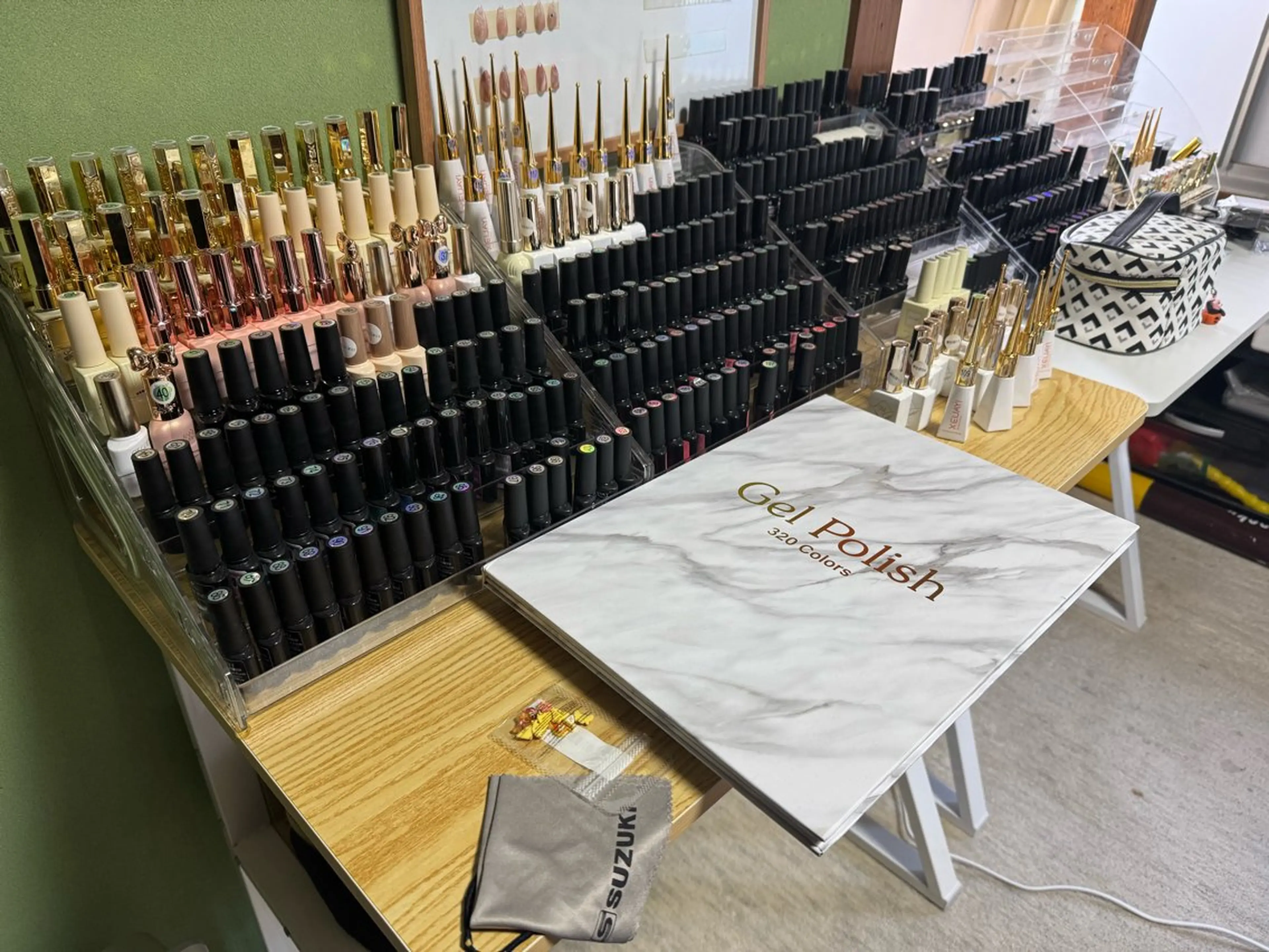 ネイル Glitter Nail所属・Glitter Nailのネイルデザイン