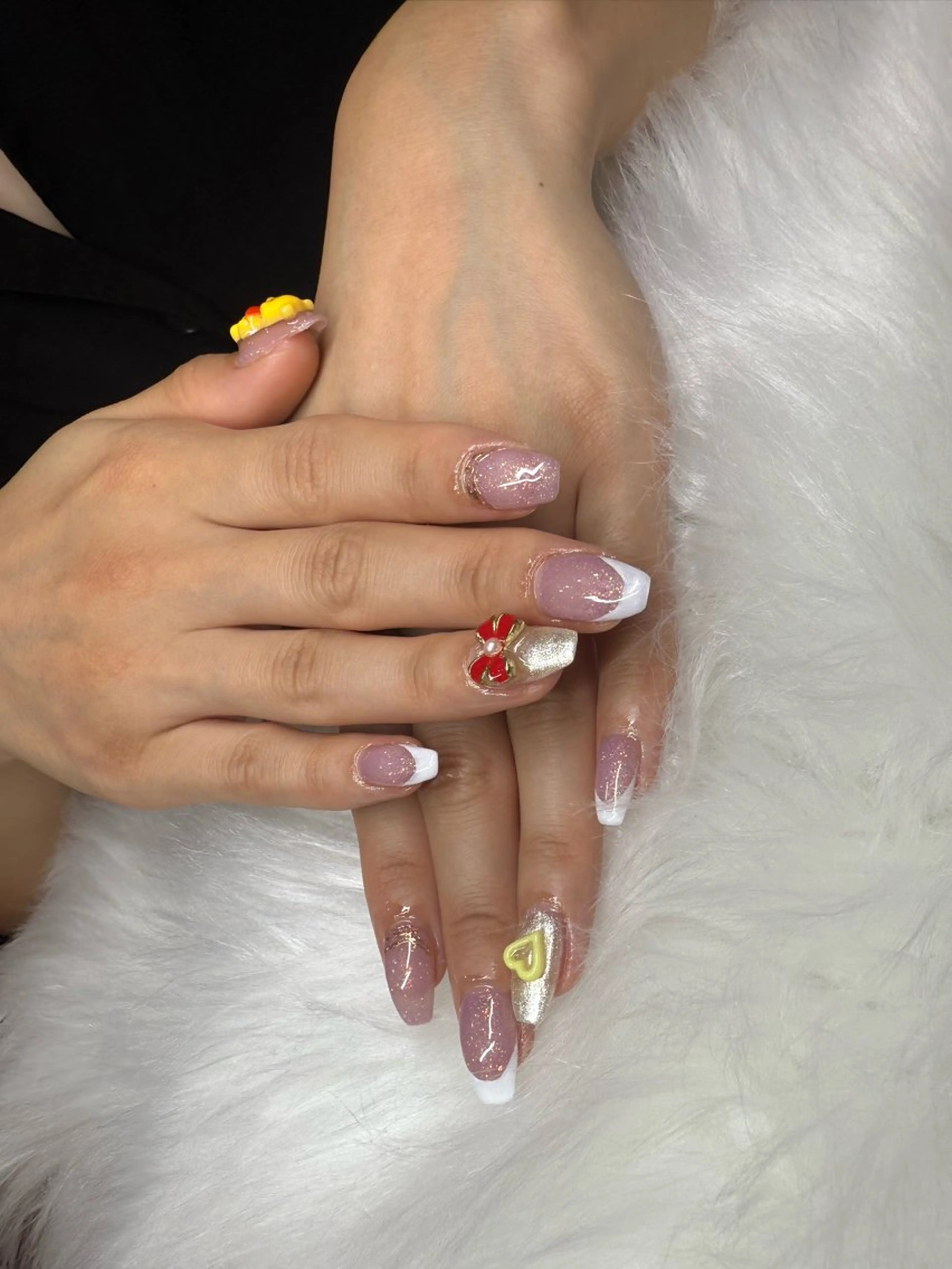 ネイル フレンチネイル R.I所属・R.I みちのネイルデザイン