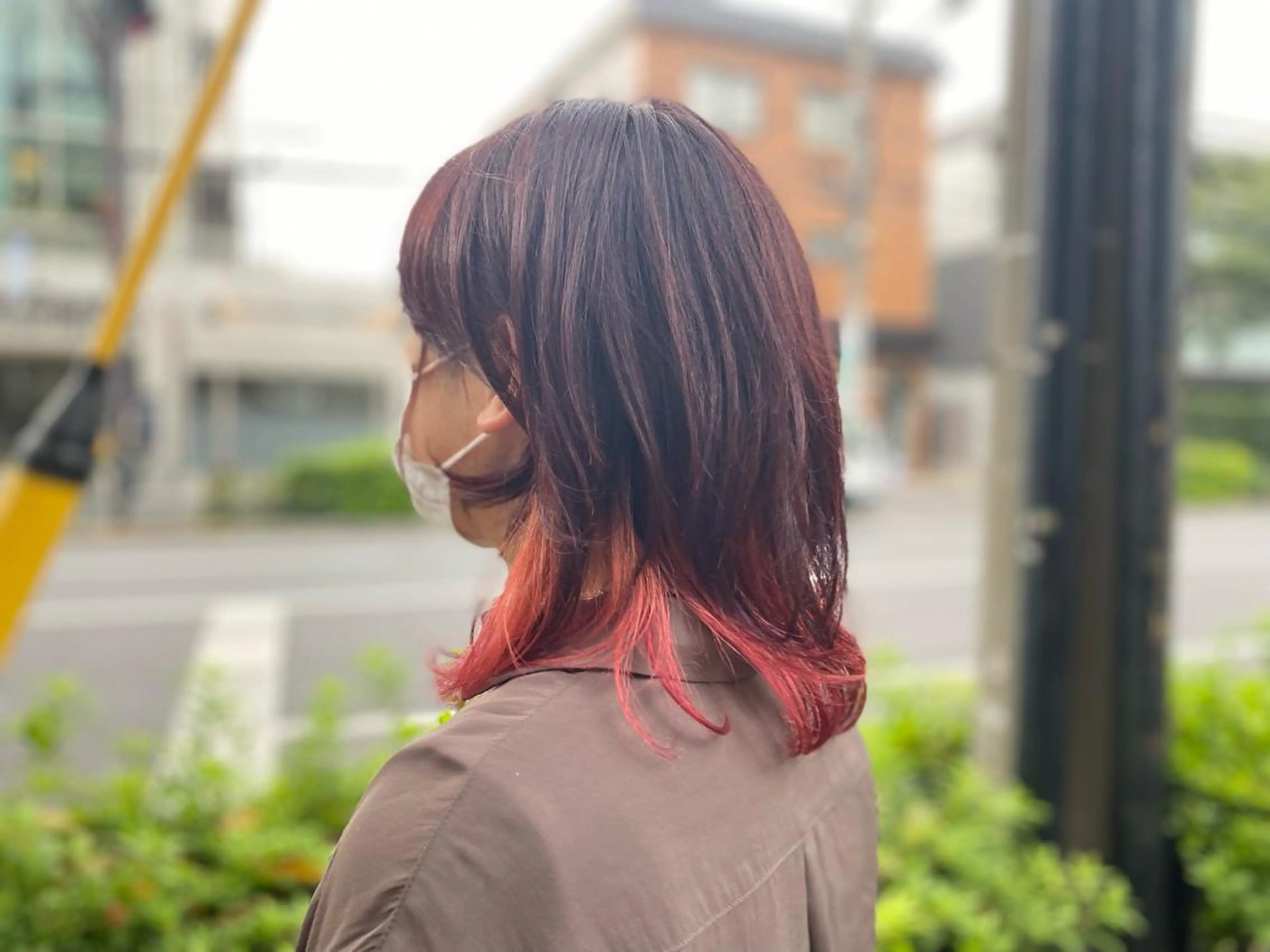 セミロング 佐々木 菜摘のヘアスタイル