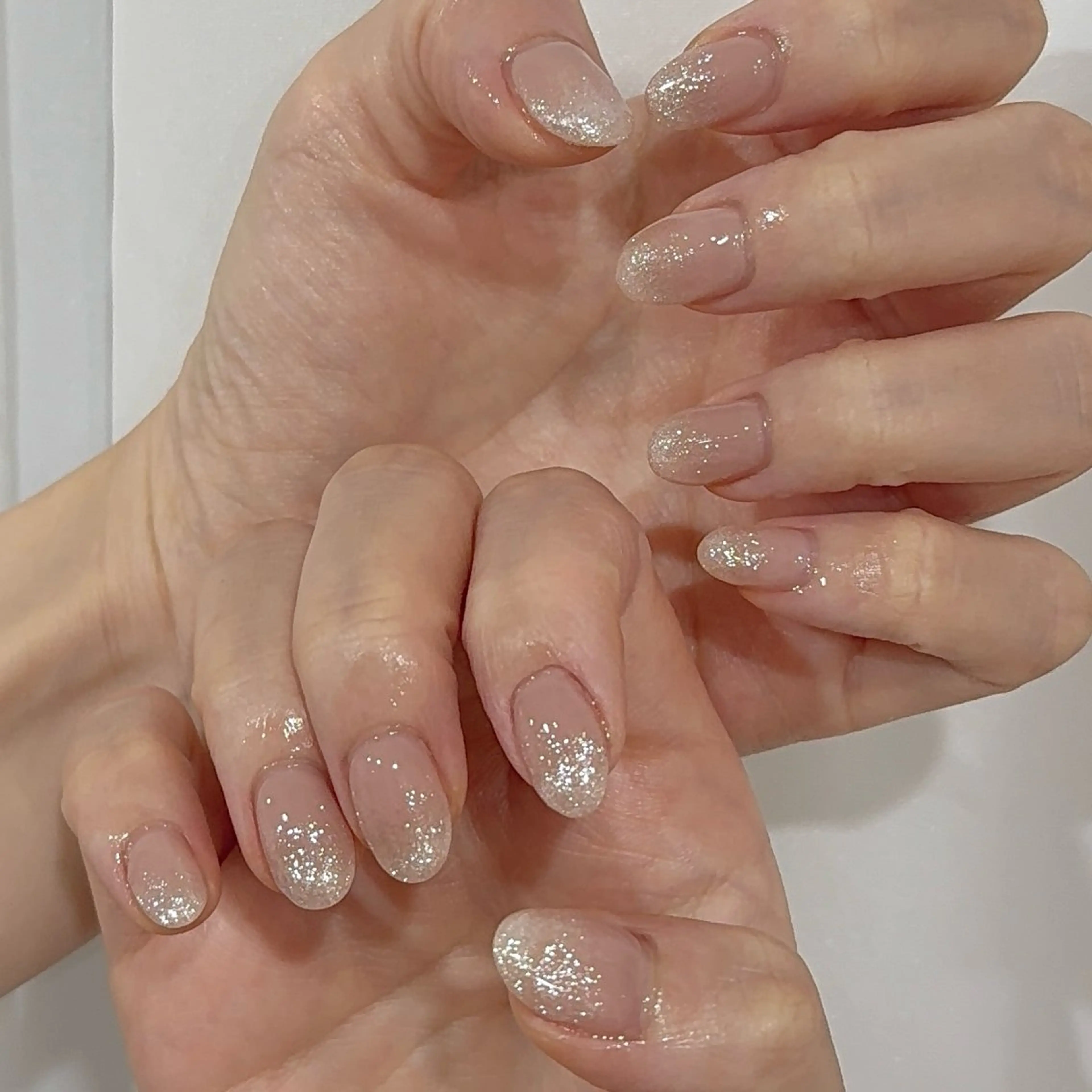 ネイル 韓国ネイル ラメ(グリッター) オフィスネイル シンプルネイル Reilly nail.所属・Reillynail レイリーネイルのネイルデザイン