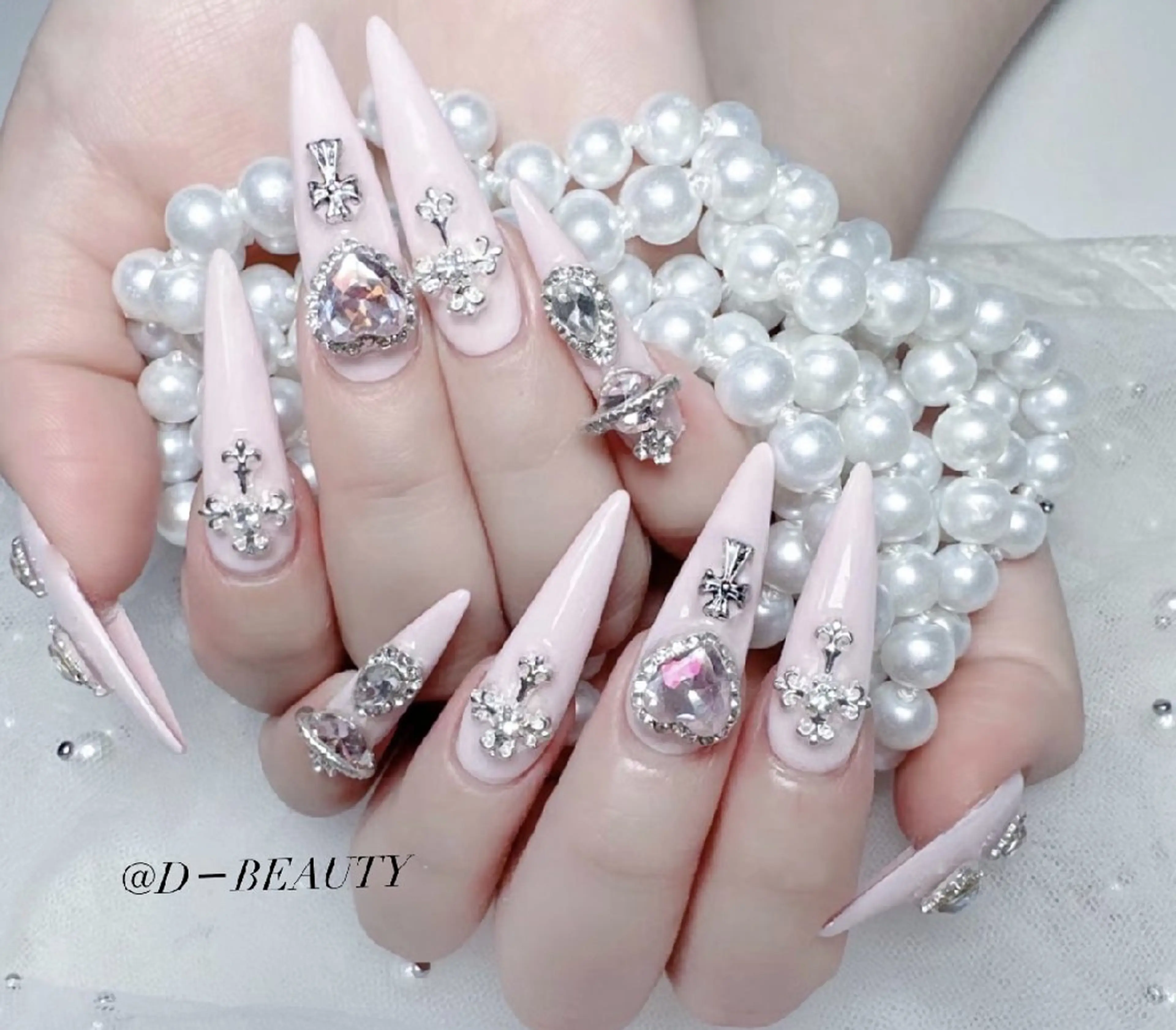 ネイル ハンドネイル スカルプ専門店 D-Beautyのネイルデザイン