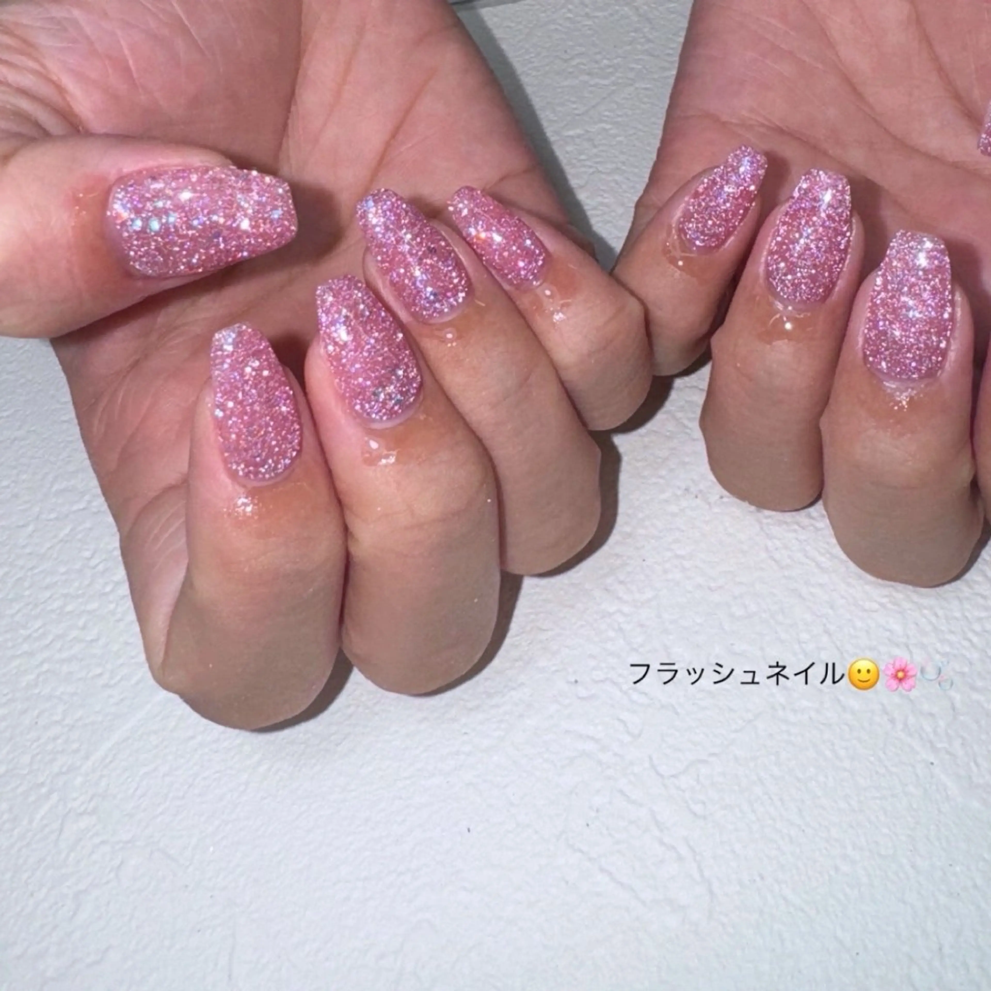 ネイル フラッシュネイル フレンチネイル ピンク 【MAXKELLY】 Shiotaのネイルデザイン