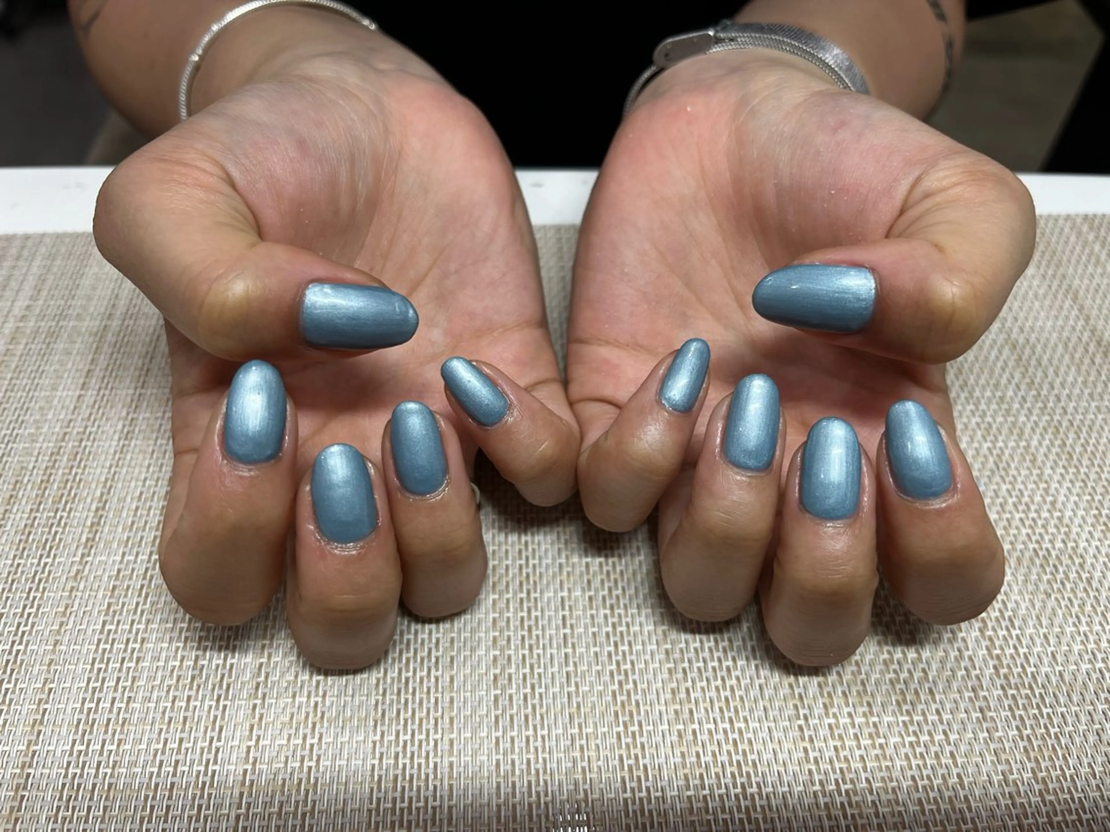 ネイル ブルー ワンカラーネイル シルバー 春ネイル プライベートサロン N's Nailのネイルデザイン