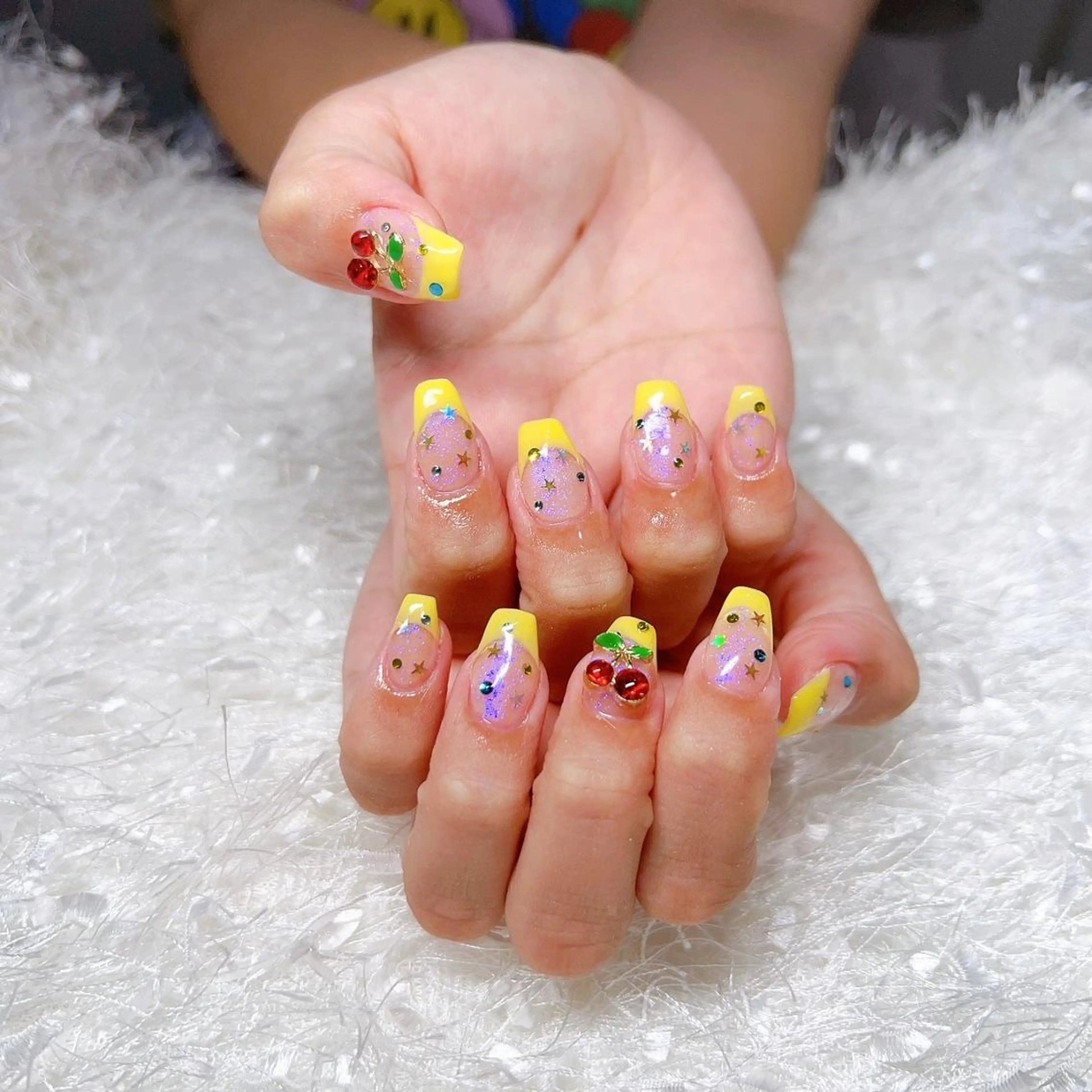 ネイル オーロラネイル 長さ出し フレンチネイル ジェルネイル グラデーション ハンドネイル Nail&eye Belire 新宿のネイルデザイン