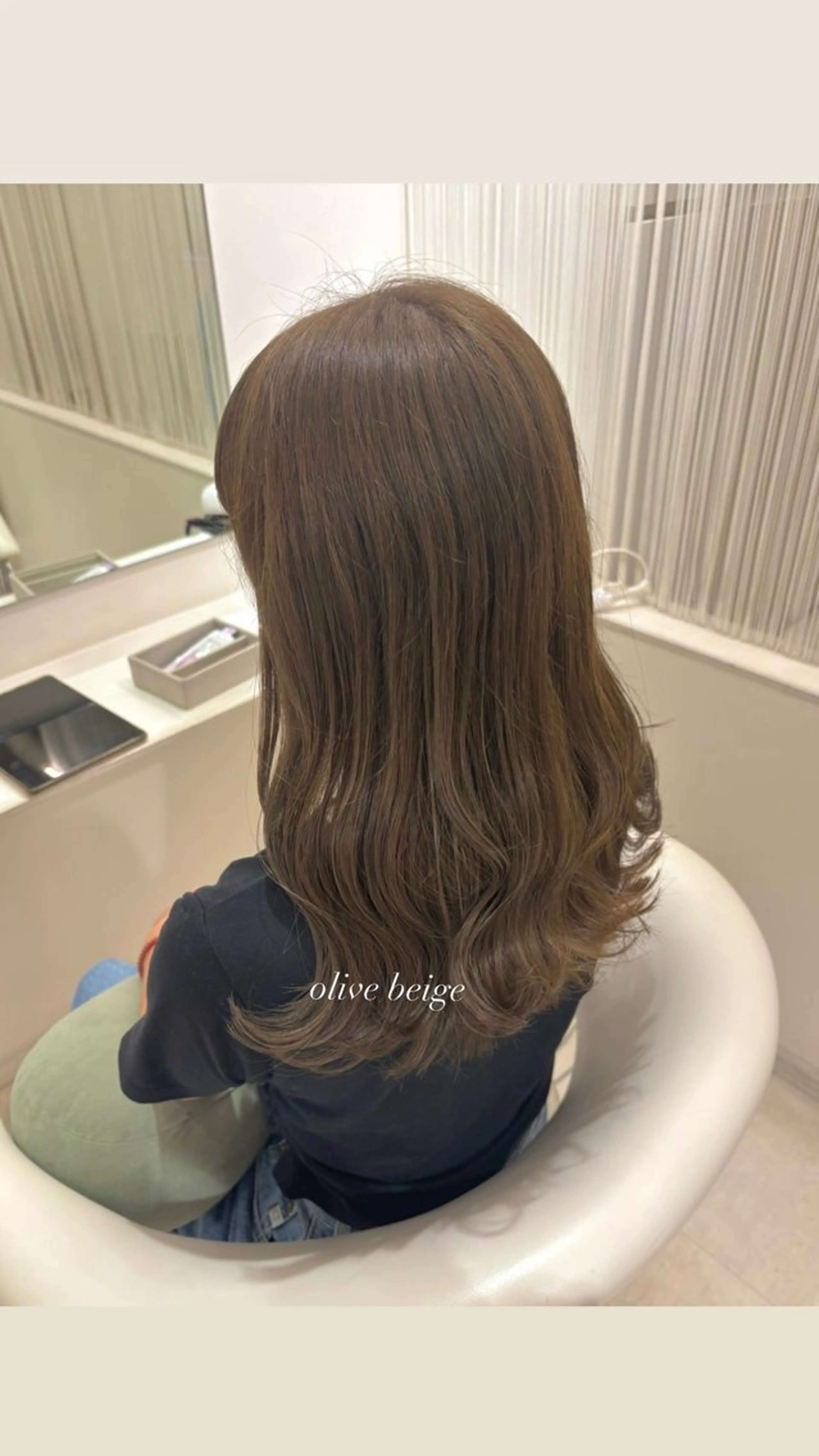 ロング ヘアカラー ParveMix 宮﨑 梨里のヘアスタイル