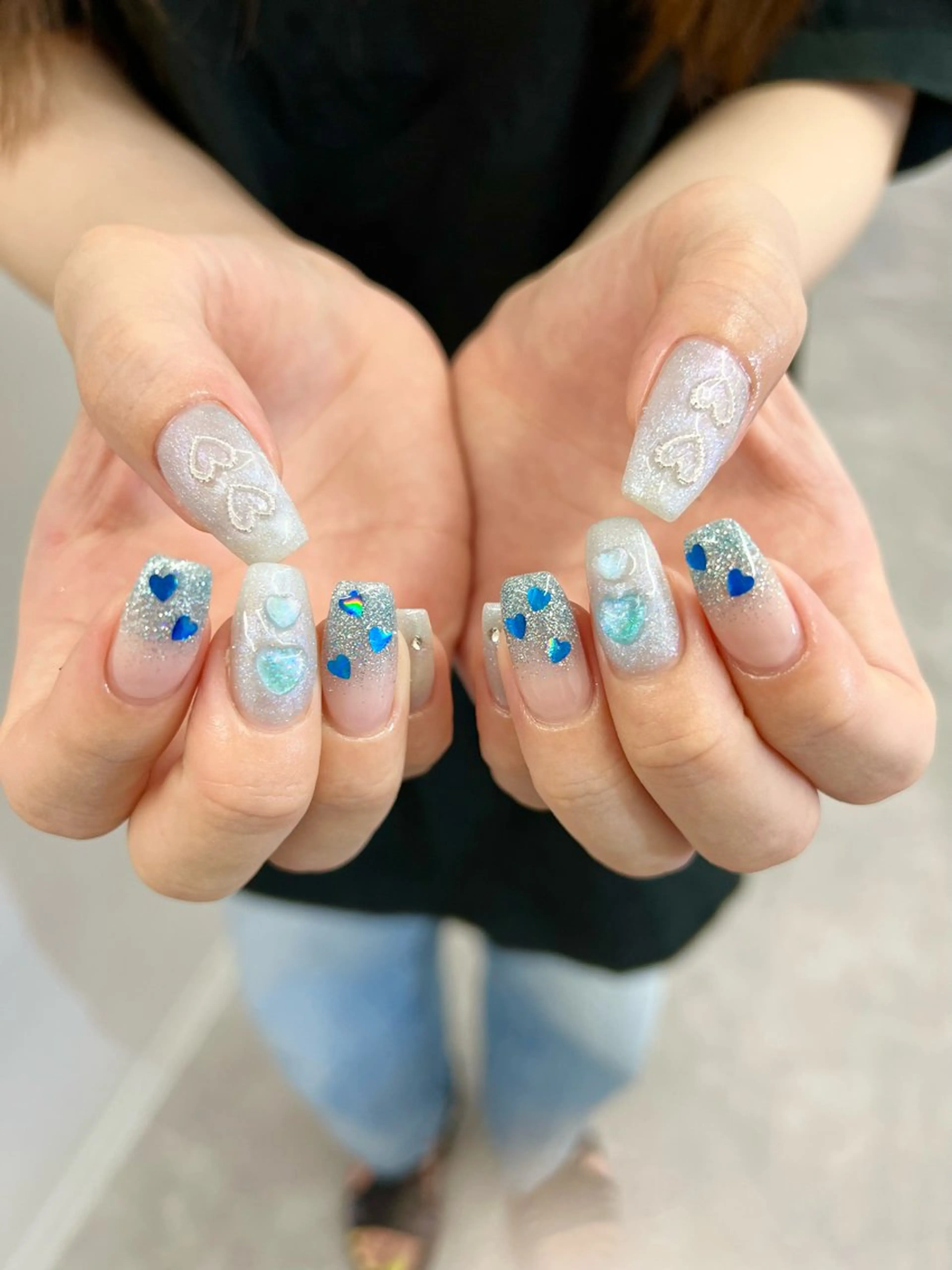 ネイル ブルー ジェルネイル ハート マグネットネイル ニュアンスネイル ハンドネイル ハンドケア Bana_ Nailのネイルデザイン