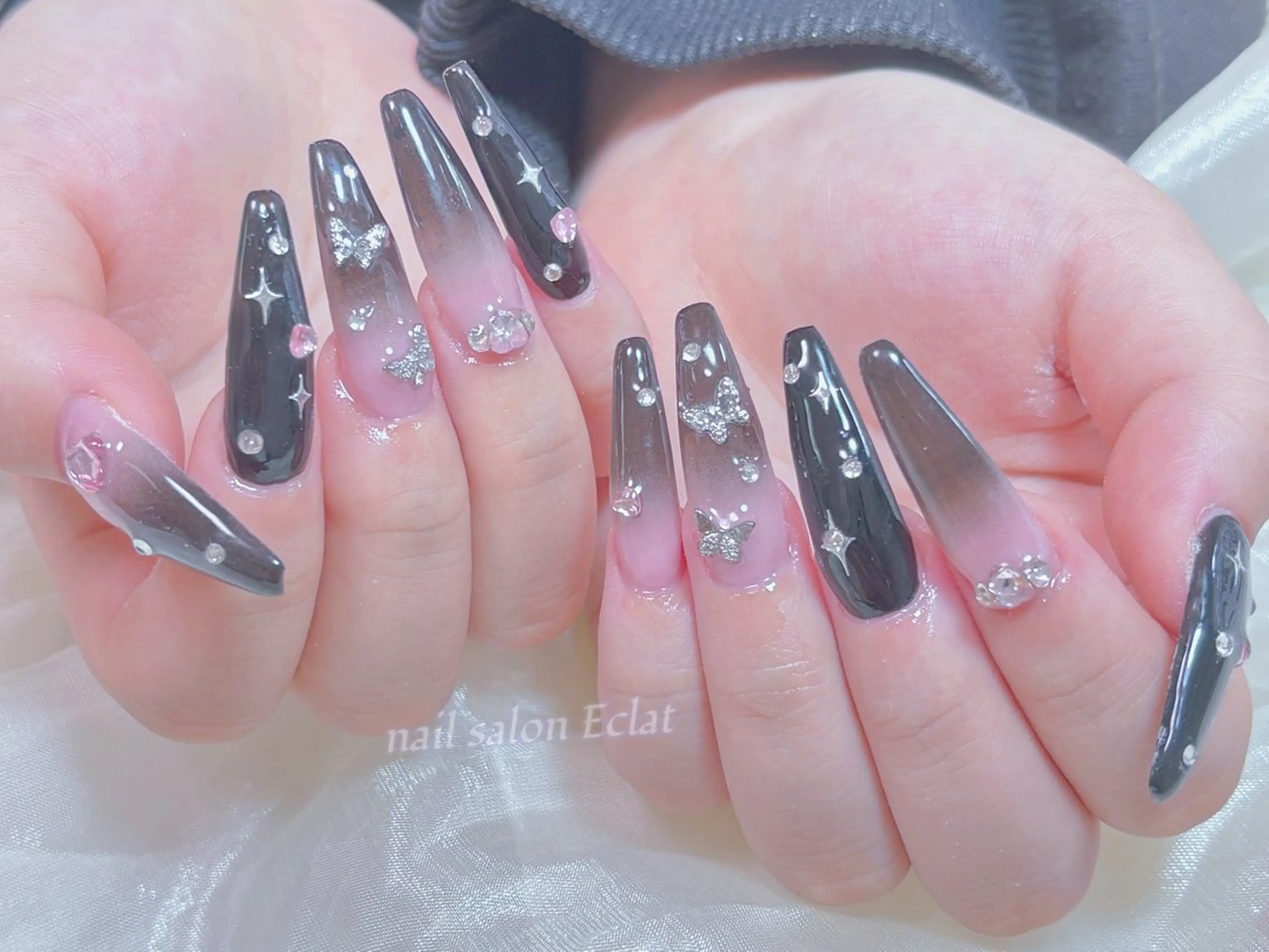 ネイル ハンドネイル ネイルサロンエクラ 🫧Shizukaのネイルデザイン