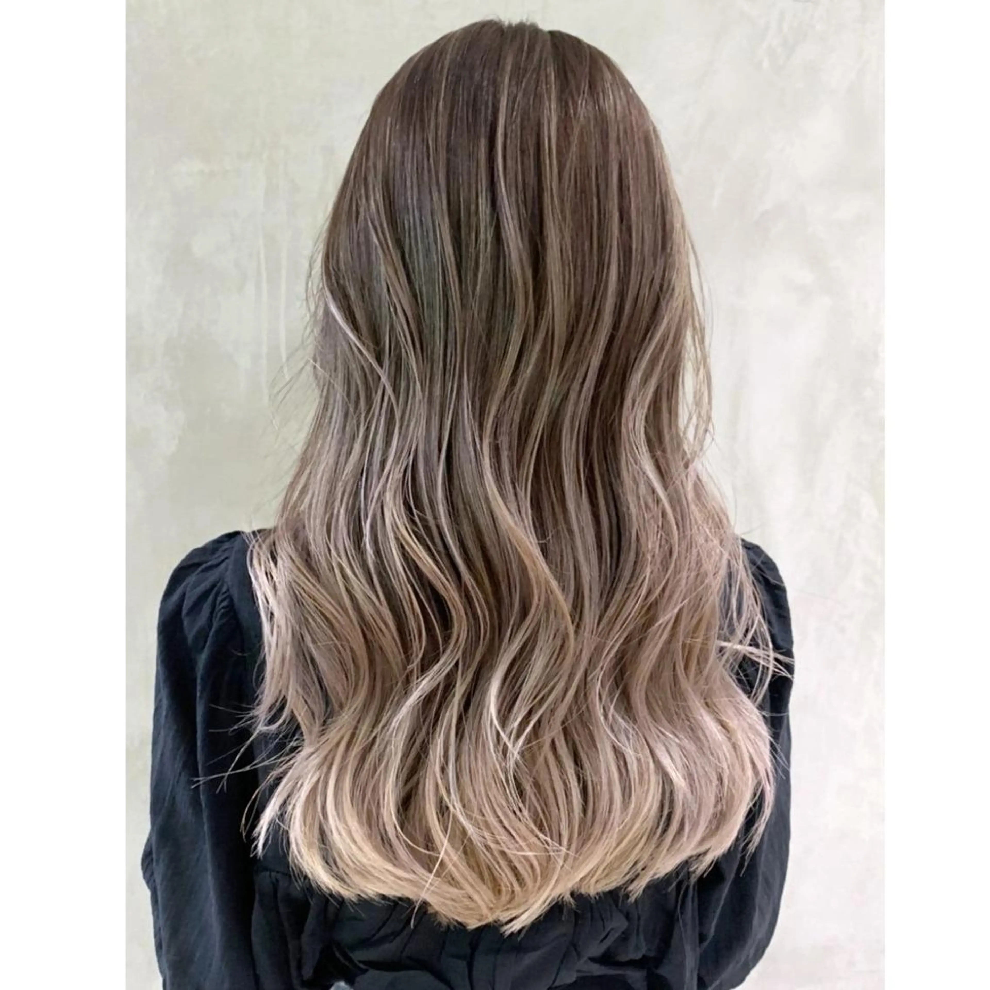 パーマ ロング カラー ITbyALBUM 下北沢店のヘアスタイル