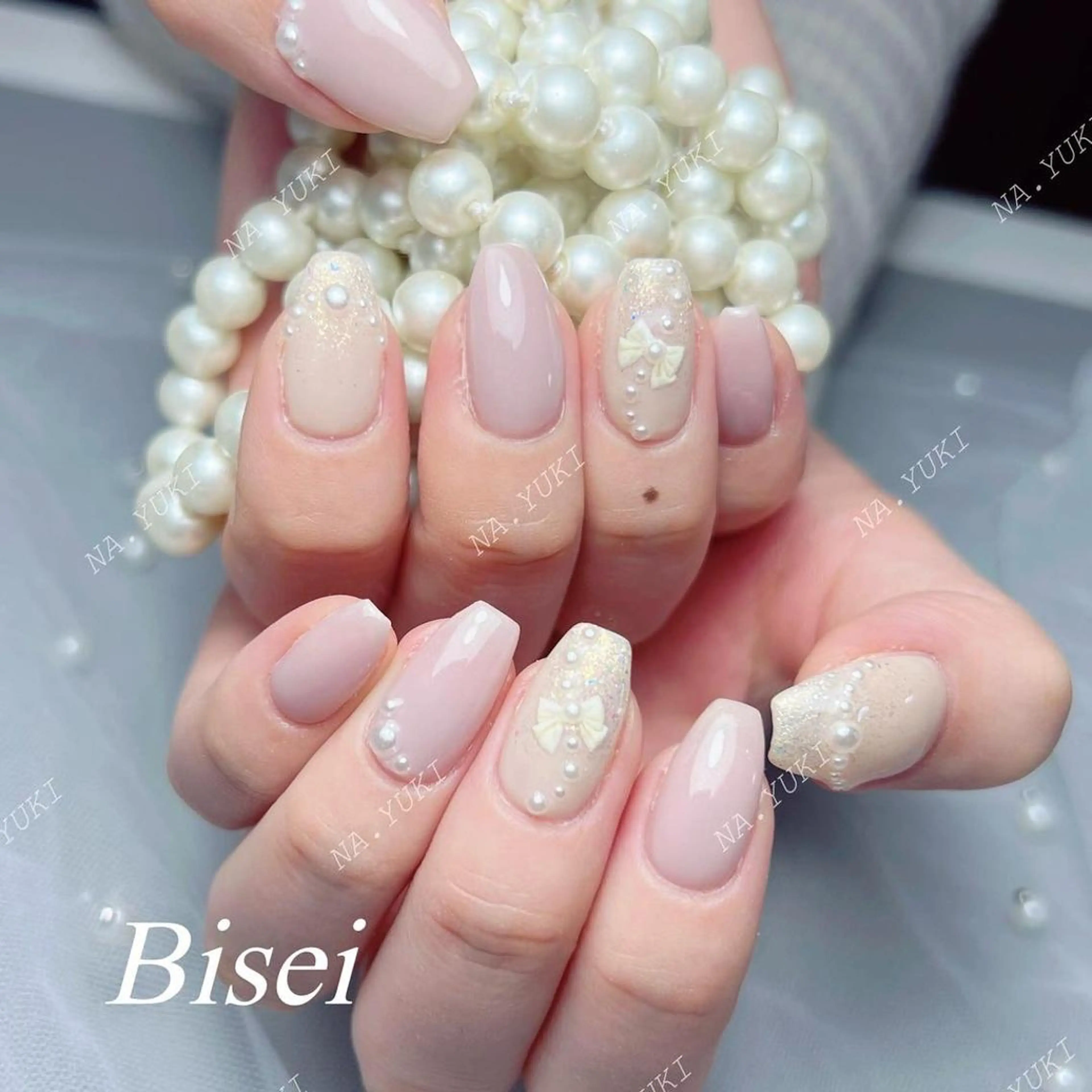 ネイル ハンドネイル ハンドケア 🌷 Mooning 🌷のネイルデザイン