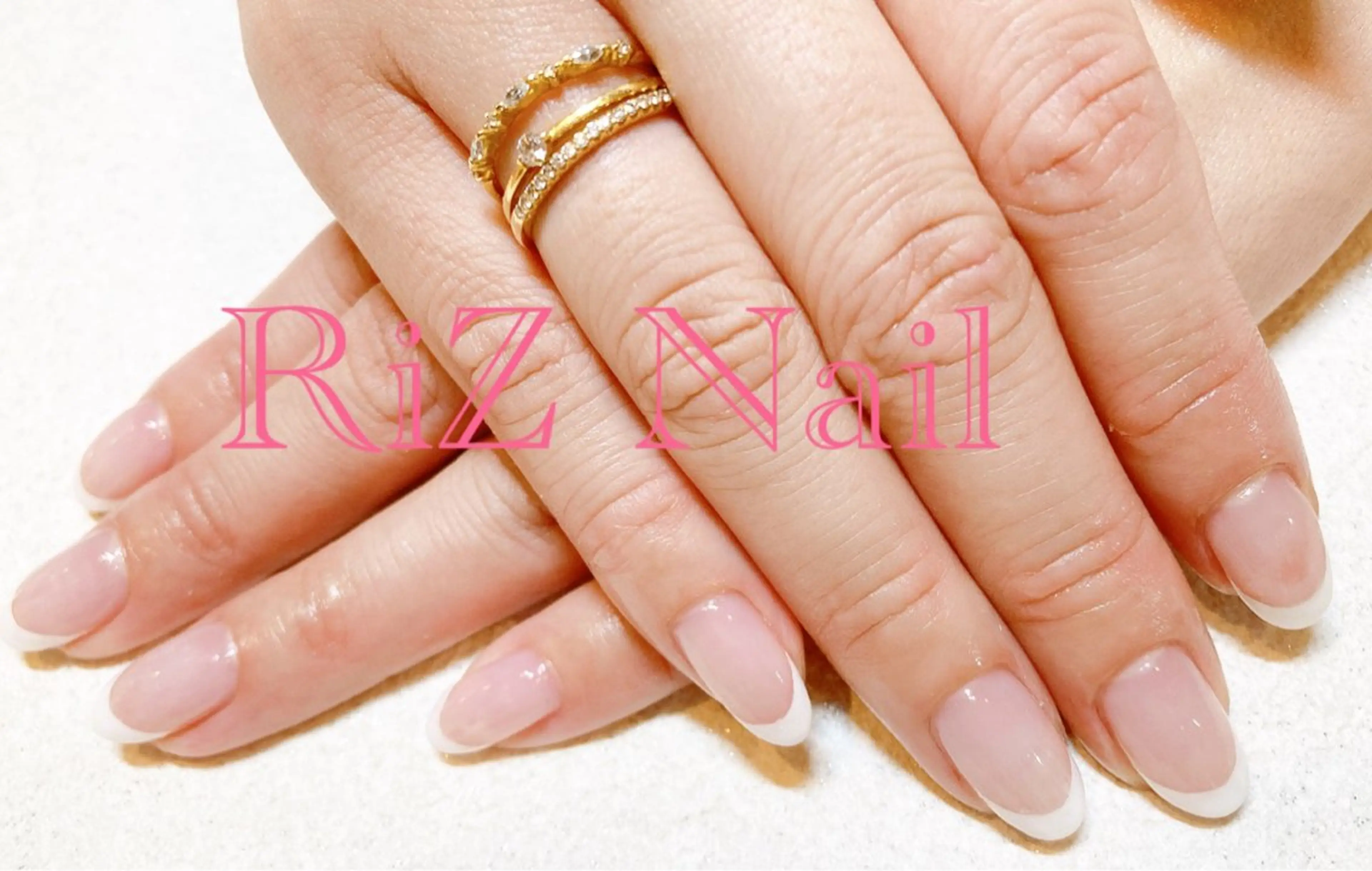 ネイル フレンチネイル ホワイト ハンドネイル RiZ nail salonのネイルデザイン