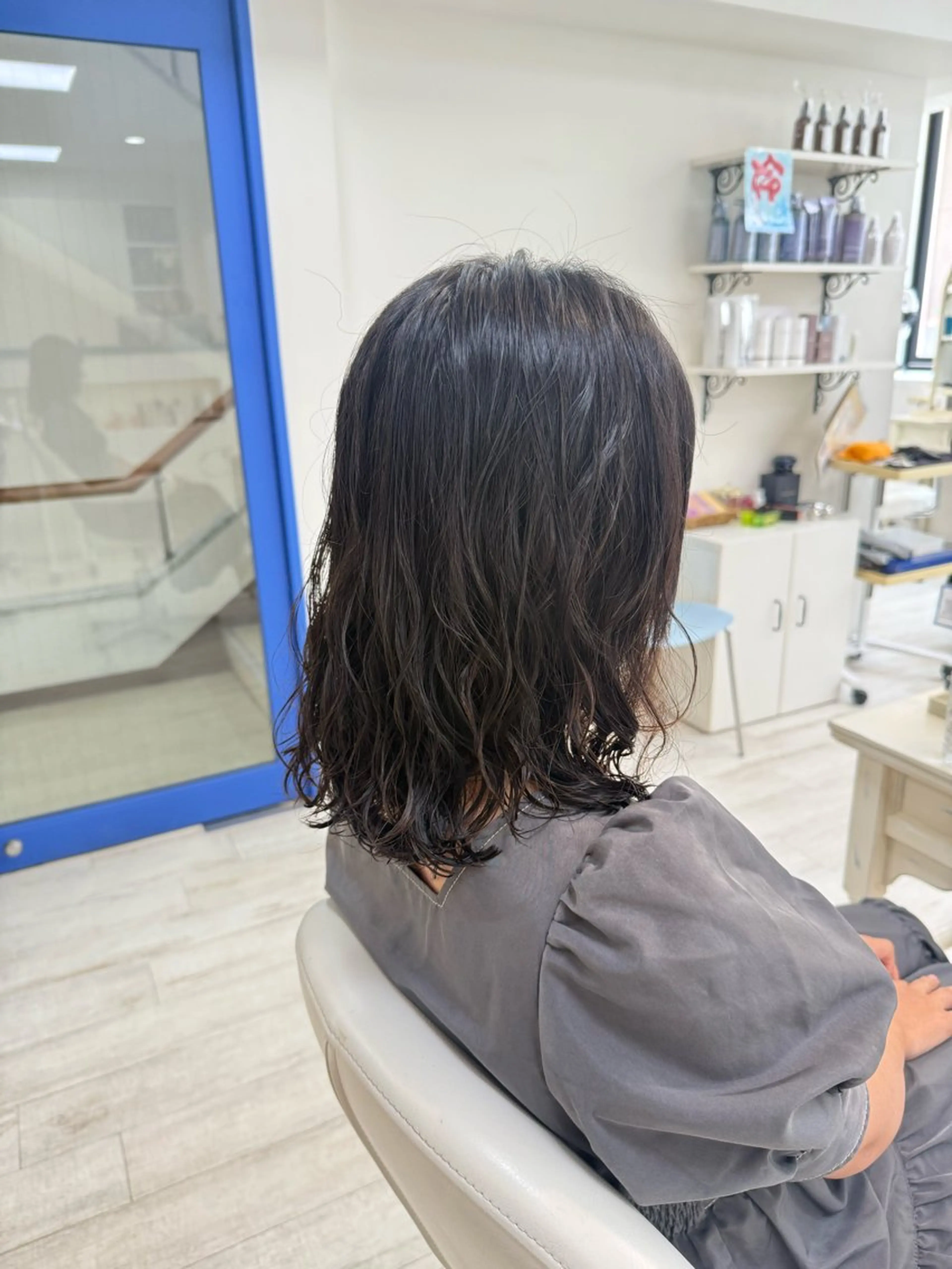 ミディアム カット パーマ 新籾 尚哉のヘアスタイル