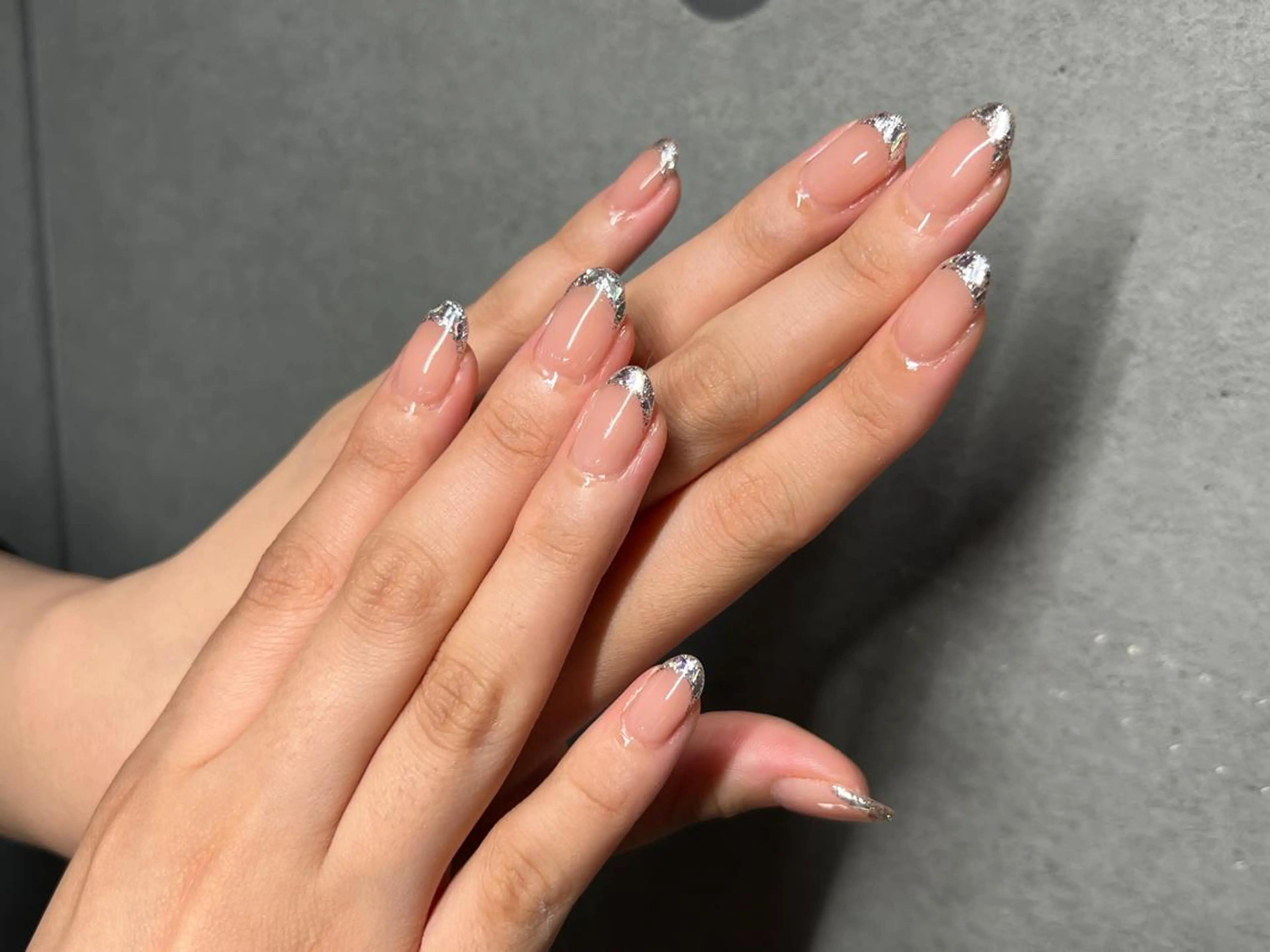 ネイル フレンチネイル ガラスフレンチ ハンドネイル lucky nail 歌舞伎町のネイルデザイン