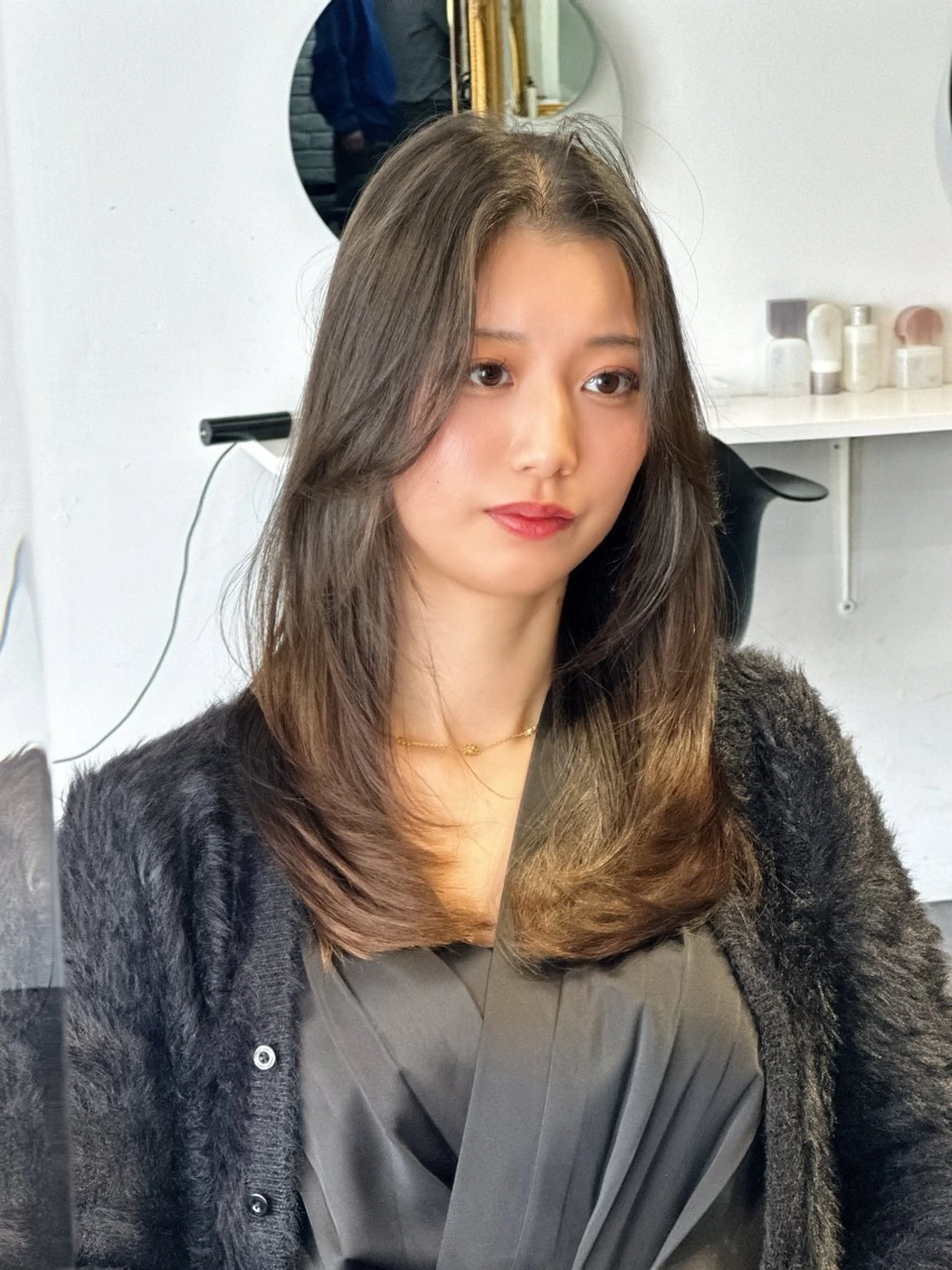 セミロング カラー 髪質改善 レイヤーカット ワンホンヘア ワンホンヘア ケラチン/Kaitoのヘアスタイル