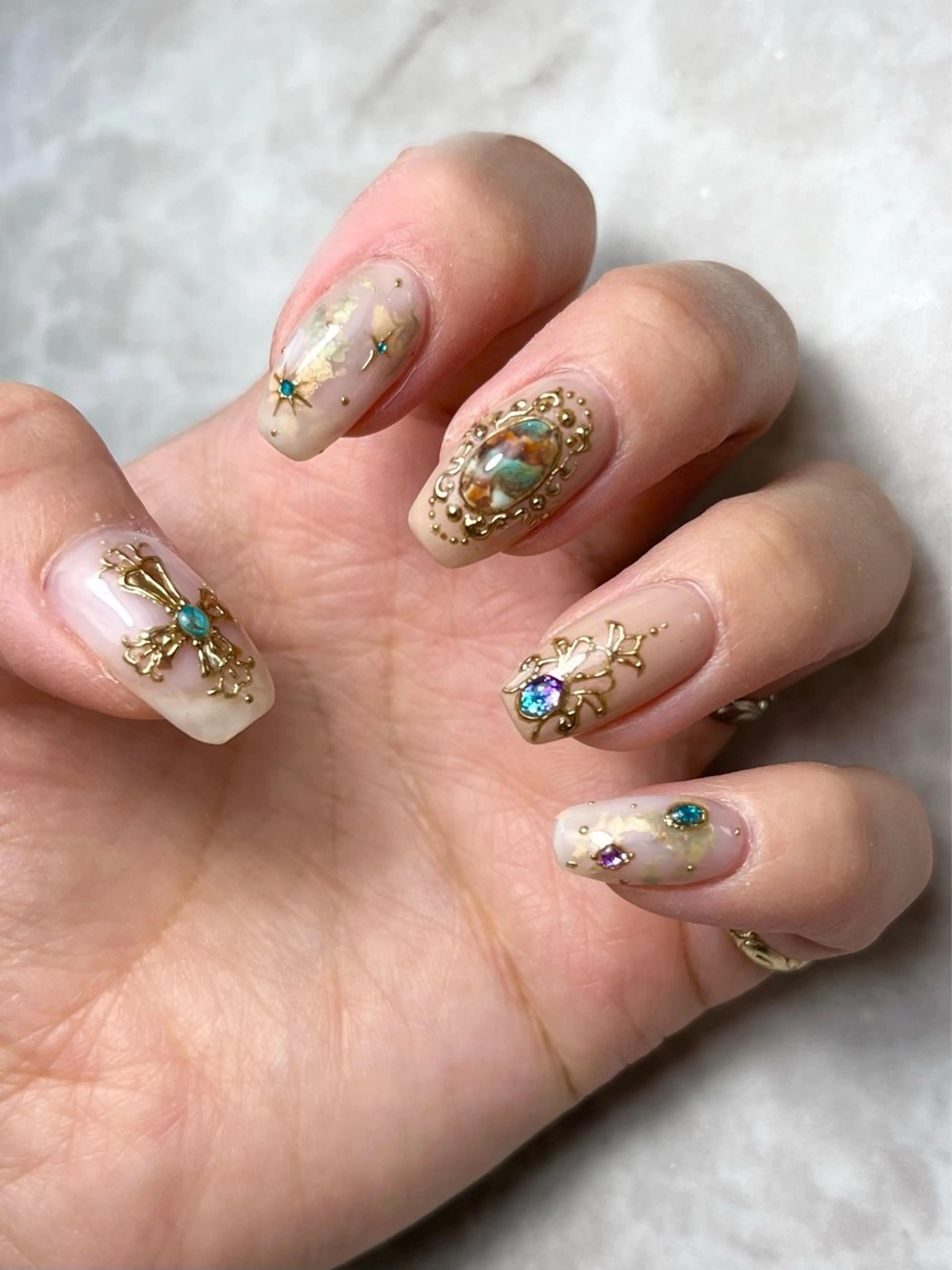 ネイル アートネイル ジェルネイル ハンドネイル Nailsalon E's cafeのネイルデザイン