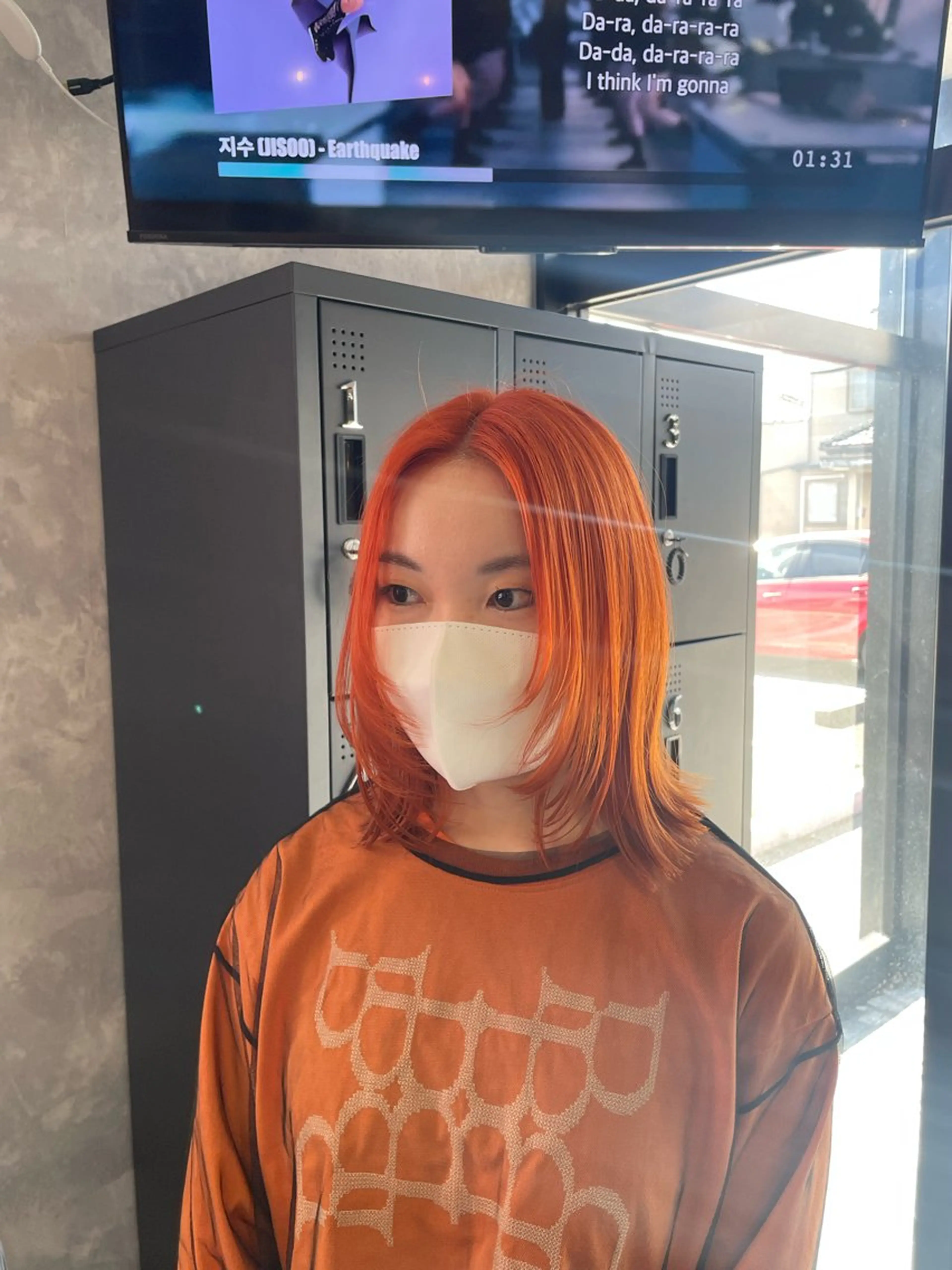 ミディアム レイヤーカット カット ヘアカラー トリートメント 手塚 由佳のヘアスタイル