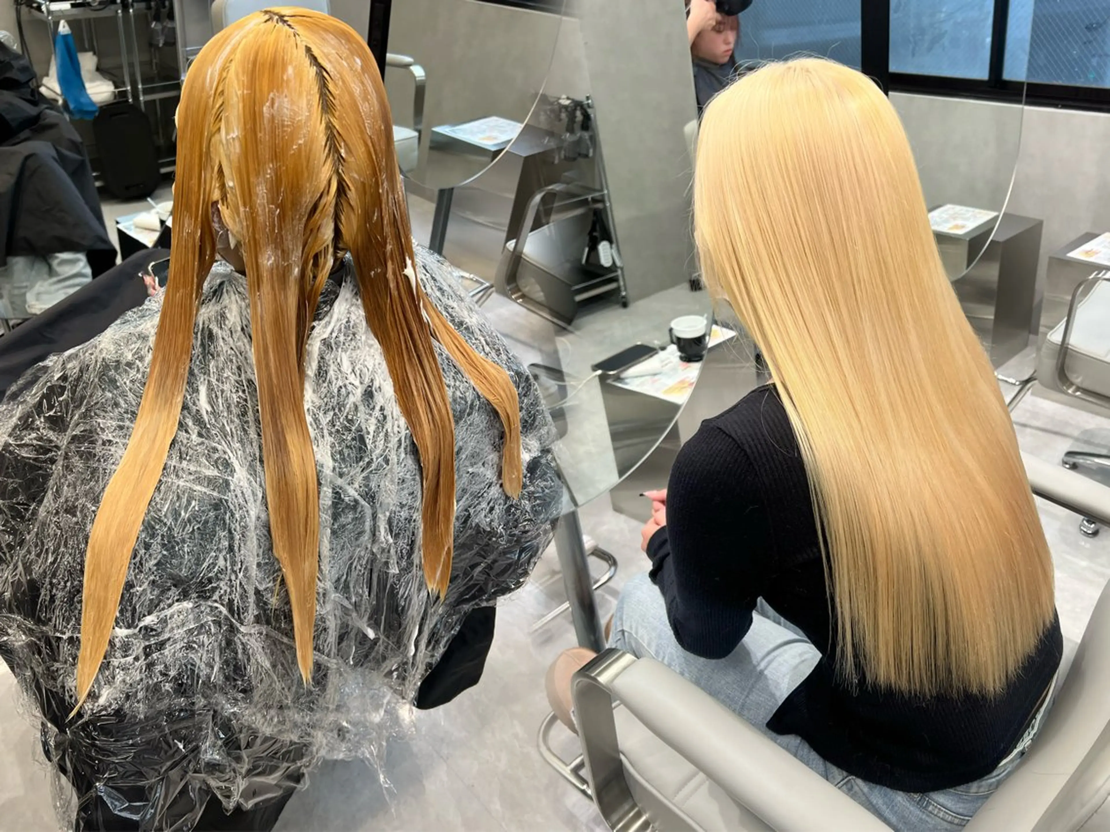 ミディアム 縮毛矯正 ヘアカラー トリートメント デザイン🥇複雑履歴 ハイトーン特化のヘアスタイル