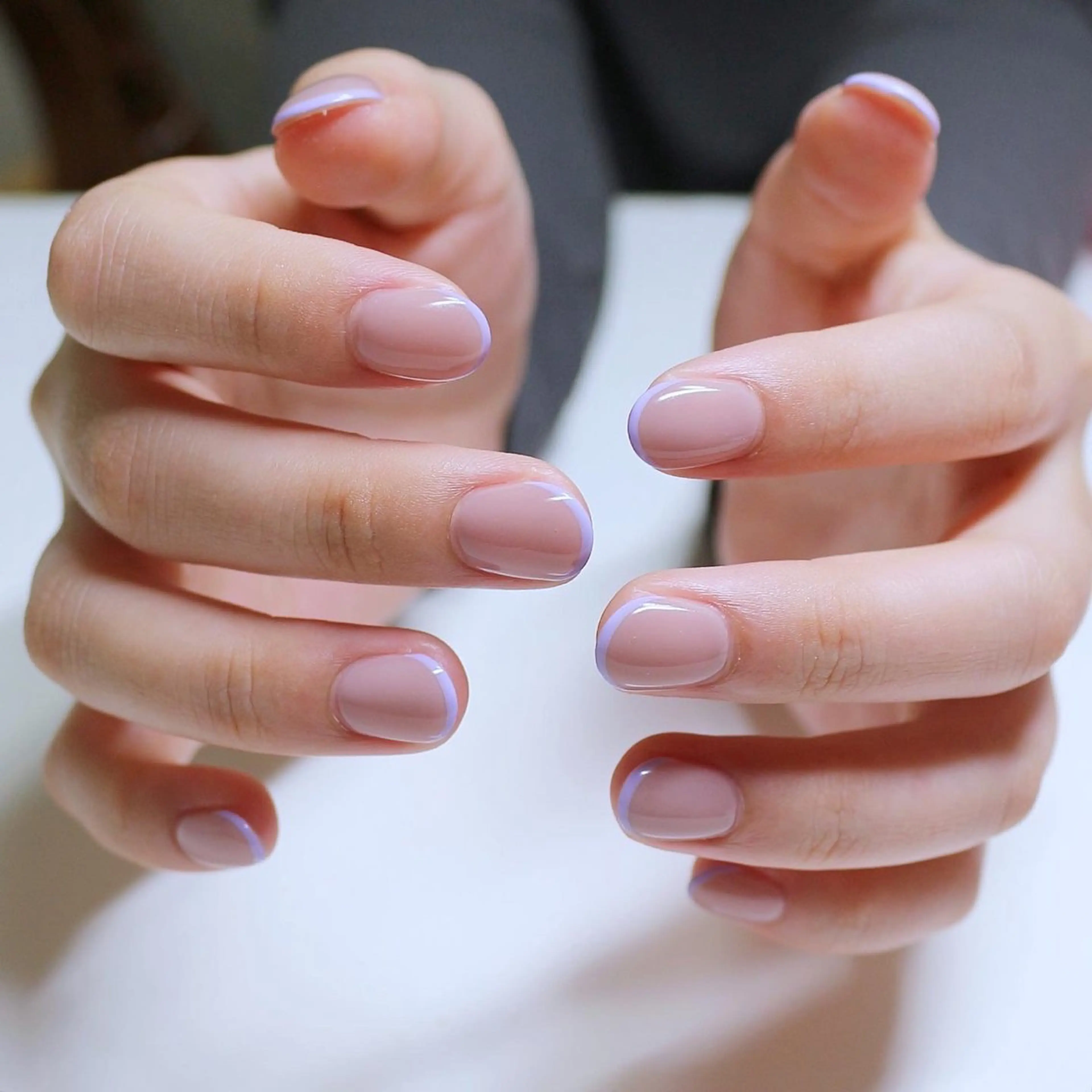 ネイル フレンチネイル オフィスネイル パープル シンプルネイル ハンドネイル Baku Nailsのネイルデザイン
