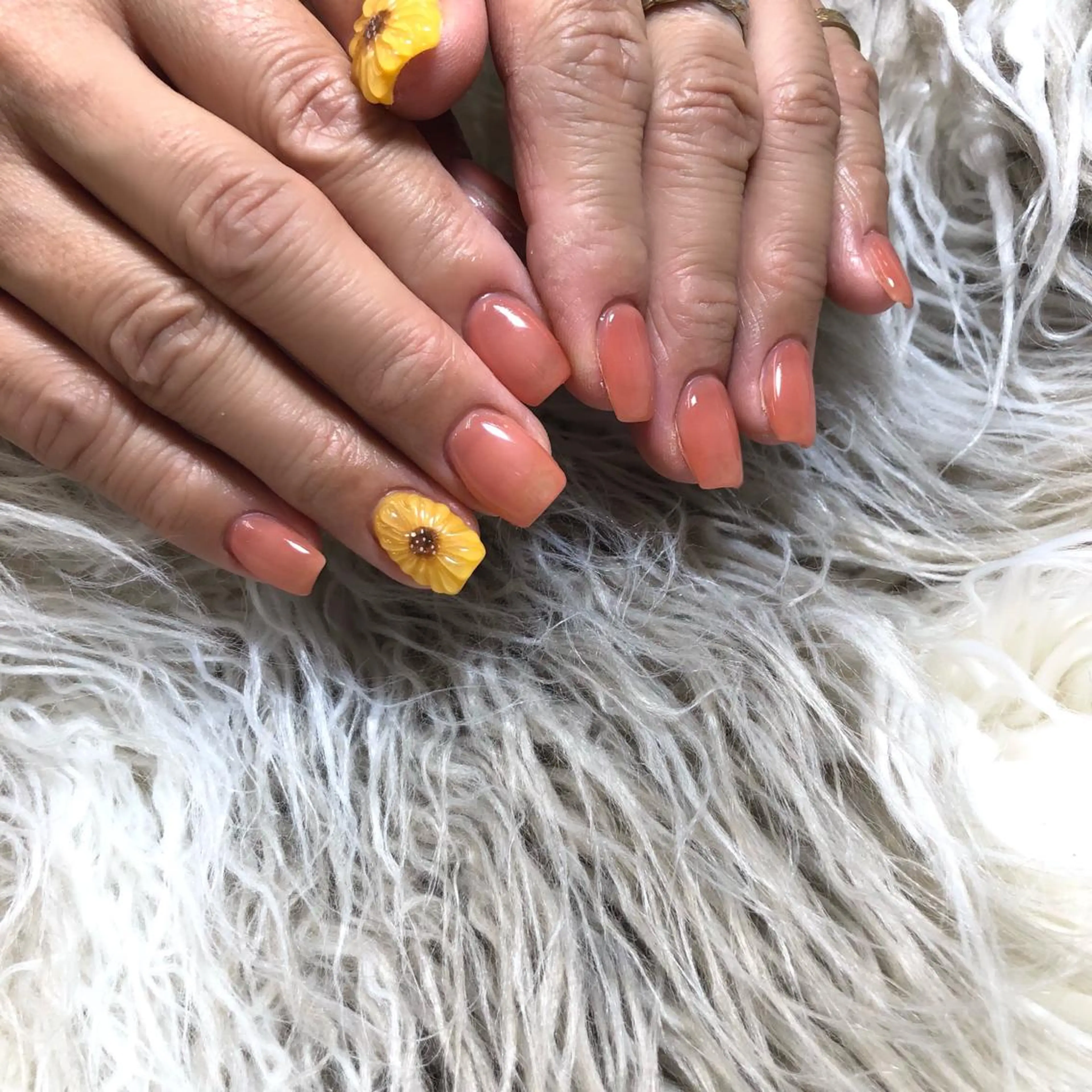 ネイル フラワーネイル ぷっくりネイル 1 9 9 7所属・nail 1997のネイルデザイン