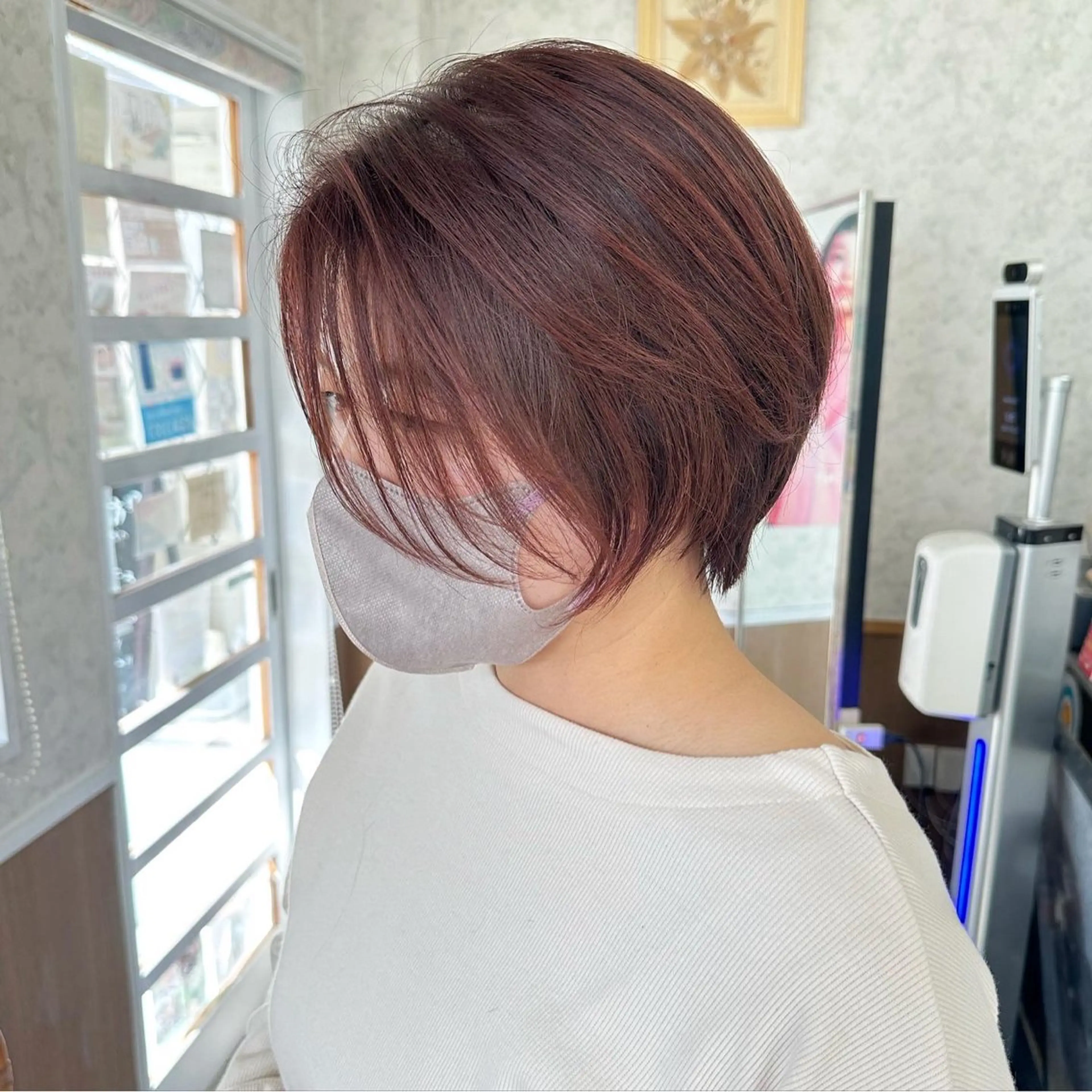 ショート カラー カット 髪質改善のプロ✨りな さんのヘアスタイル